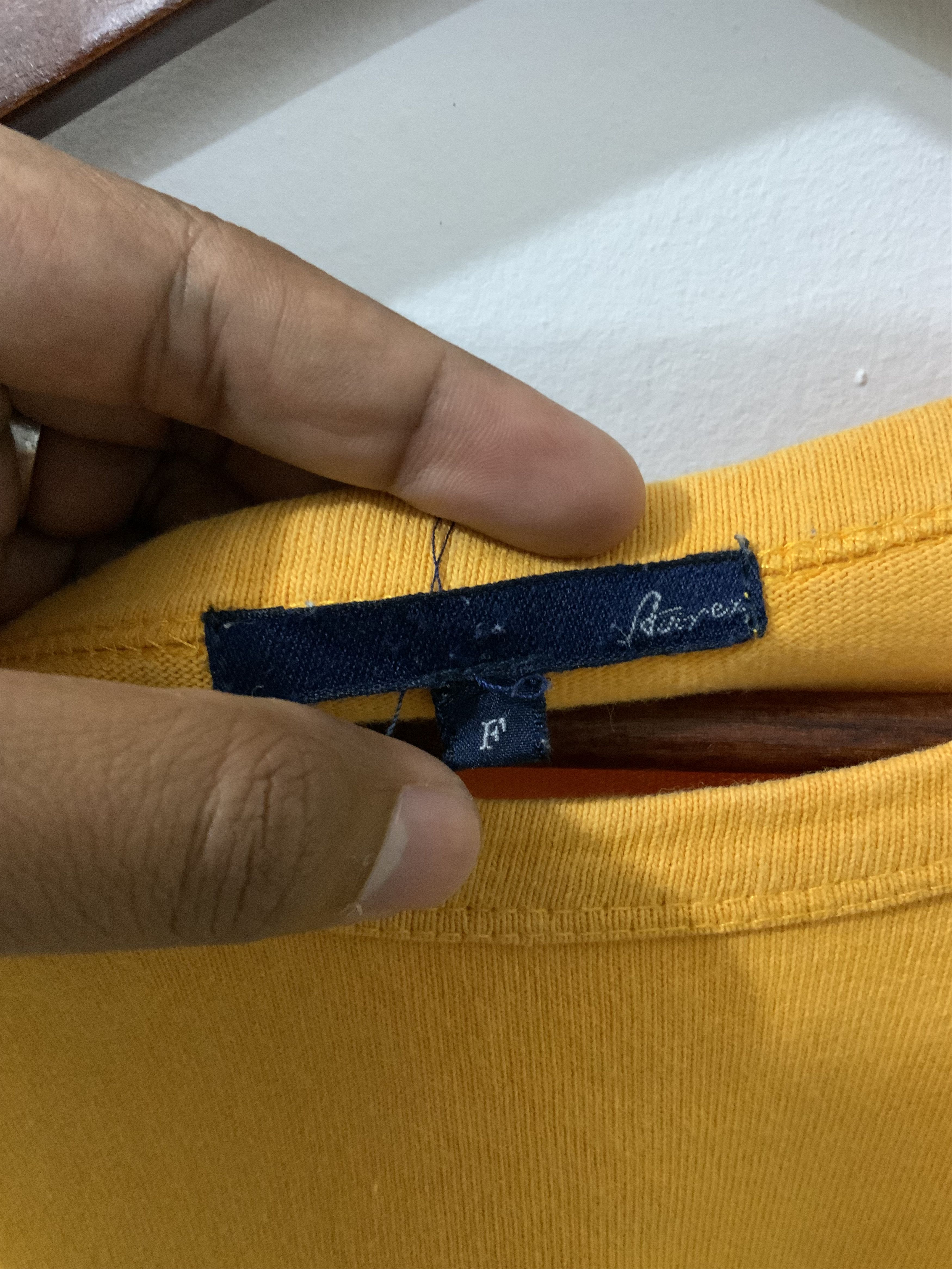 Avirex Avirex MFG Yellow Embroidered with chest pocket Tee Size US M / EU 48-50 / 2 - 12 Thumbnail
