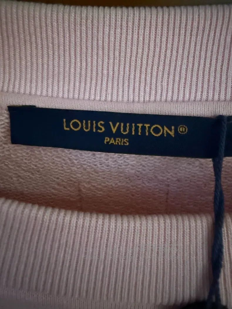 Louis Vuitton Louis Vuitton 25 years new pink logo hoodie Size US XL / EU 56 / 4 - 3 Thumbnail