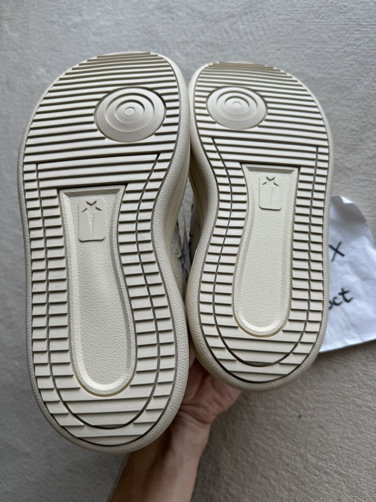 Converse × Rick Owens Drkshdw NEW | TURBOWPN DRKSHDW X CONVERSE WOMENS WHITE/MILK Size US 9 / IT 39 - 6 Thumbnail