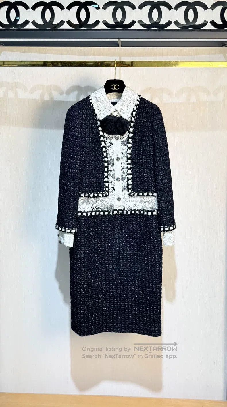 Chanel Chanel Roman Series Lace Stitching Dress Size XS / US 0-2 / IT 36-38 - 1 Thumbnail