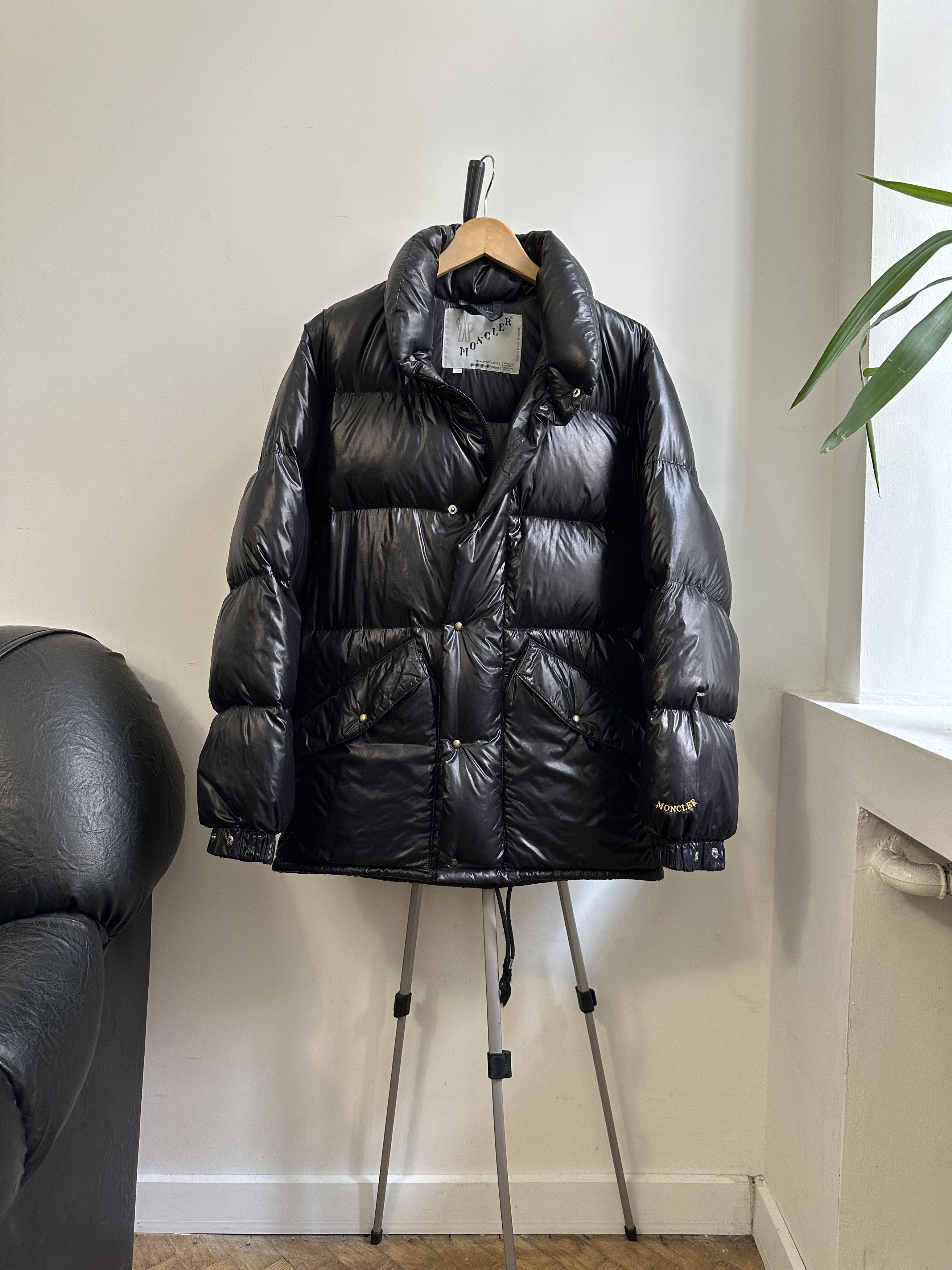 【MONCLER】GRENOBLE EIBING DOWN JACKET MONCLER GRENOBLE Bauges Down Jacket with Fox Fur size 2