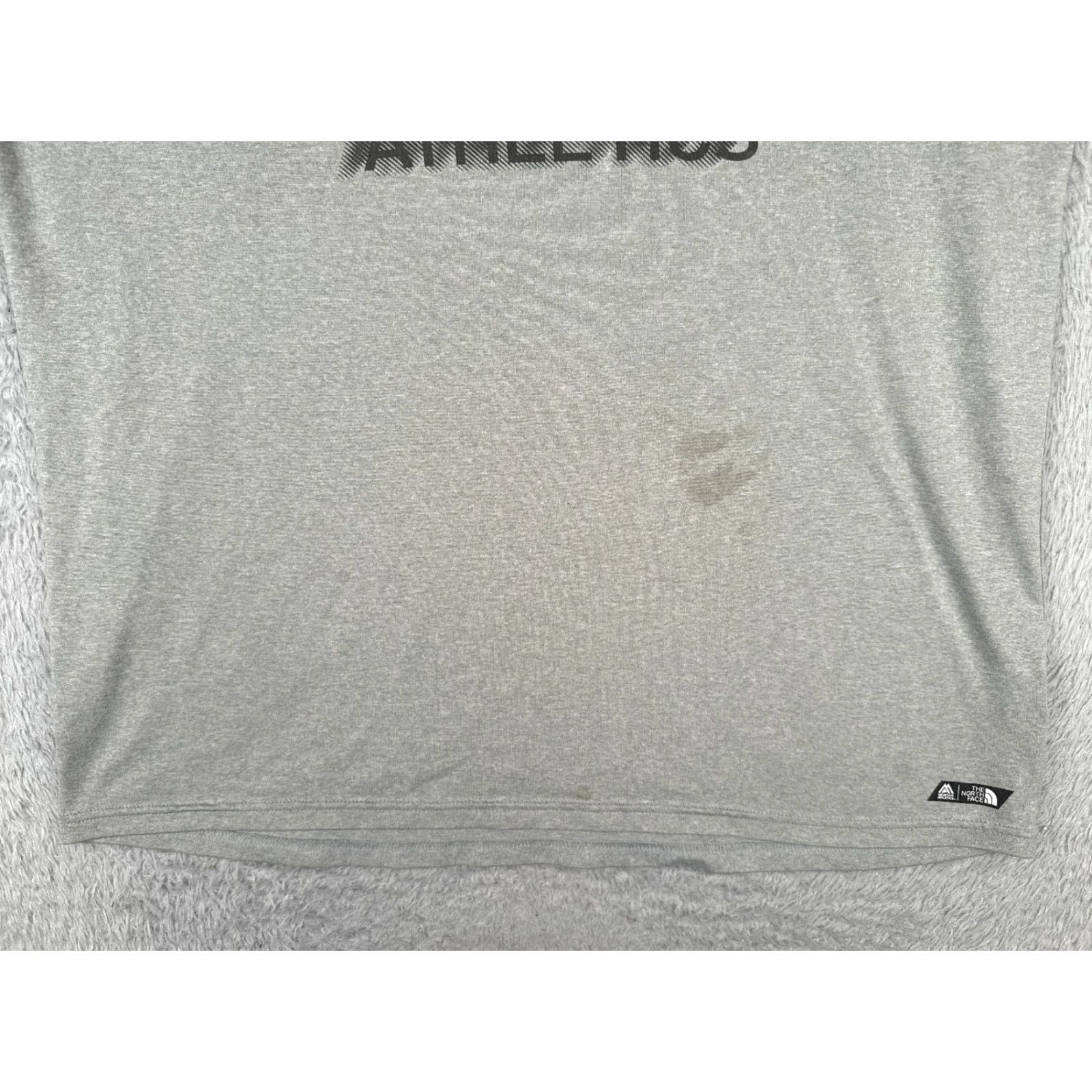 The North Face VINTAGE The North Face Shirt Men Large Gray Short Sleeve Crew Poly Mountain Athletics Size US L / EU 52-54 / 3 - 5 Thumbnail