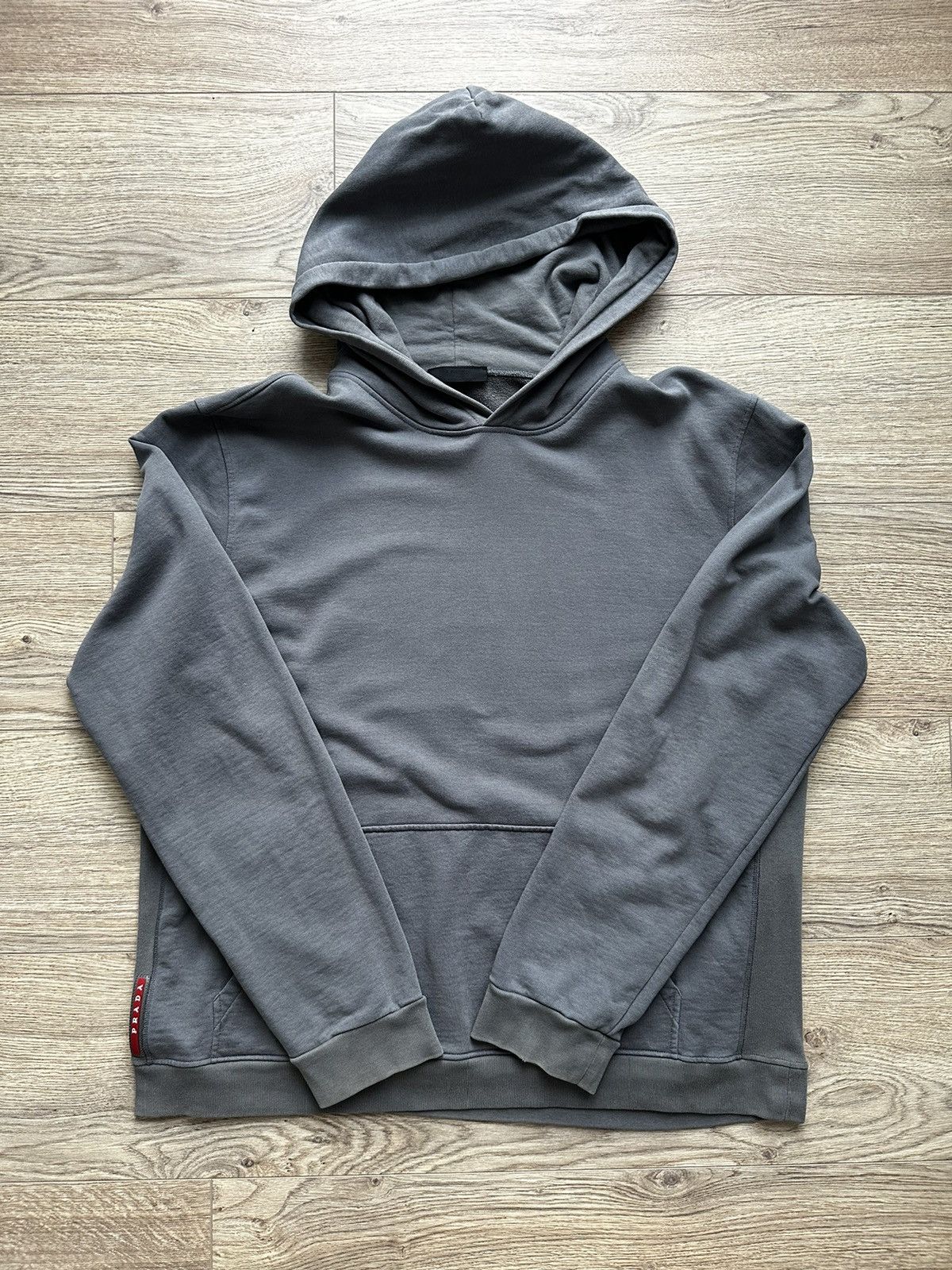 Prada Prada red tab Linea rossa faded grey hoodie Size US XL / EU 56 / 4 - 11 Thumbnail