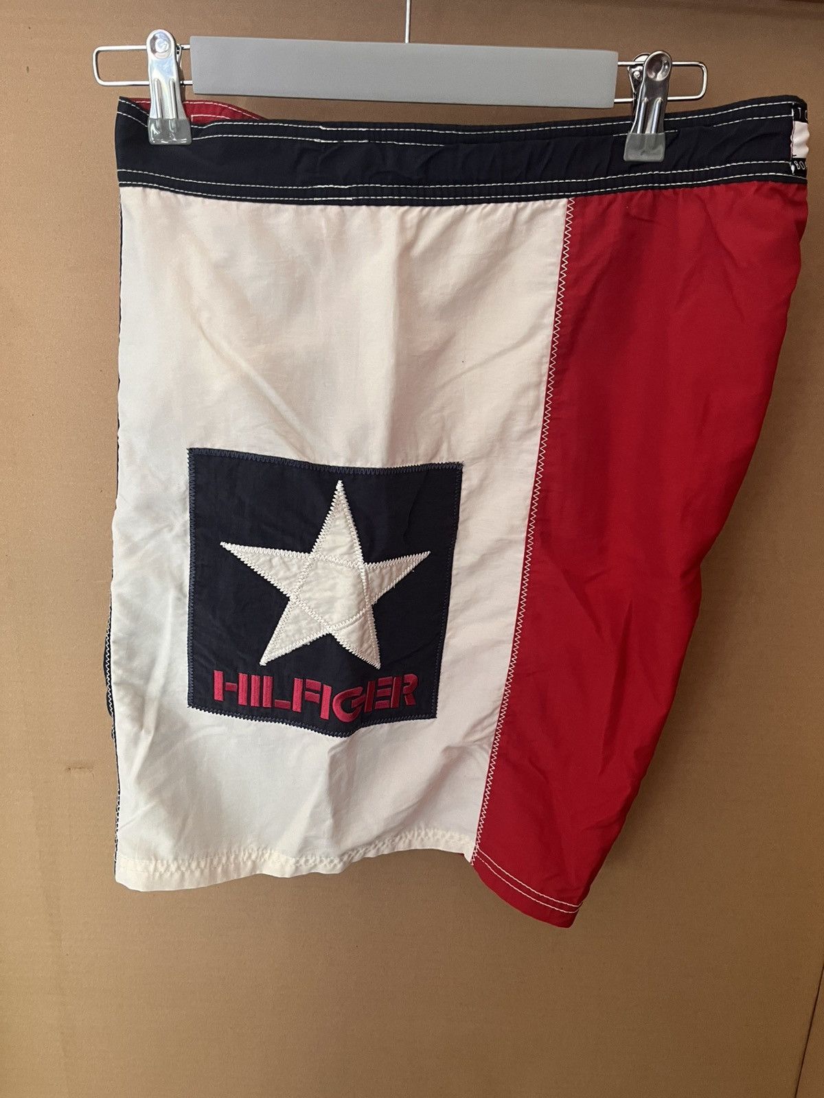 Tommy Hilfiger Tommy Hilfiger board short vintage Size US 38 / EU 54 - 1 Thumbnail