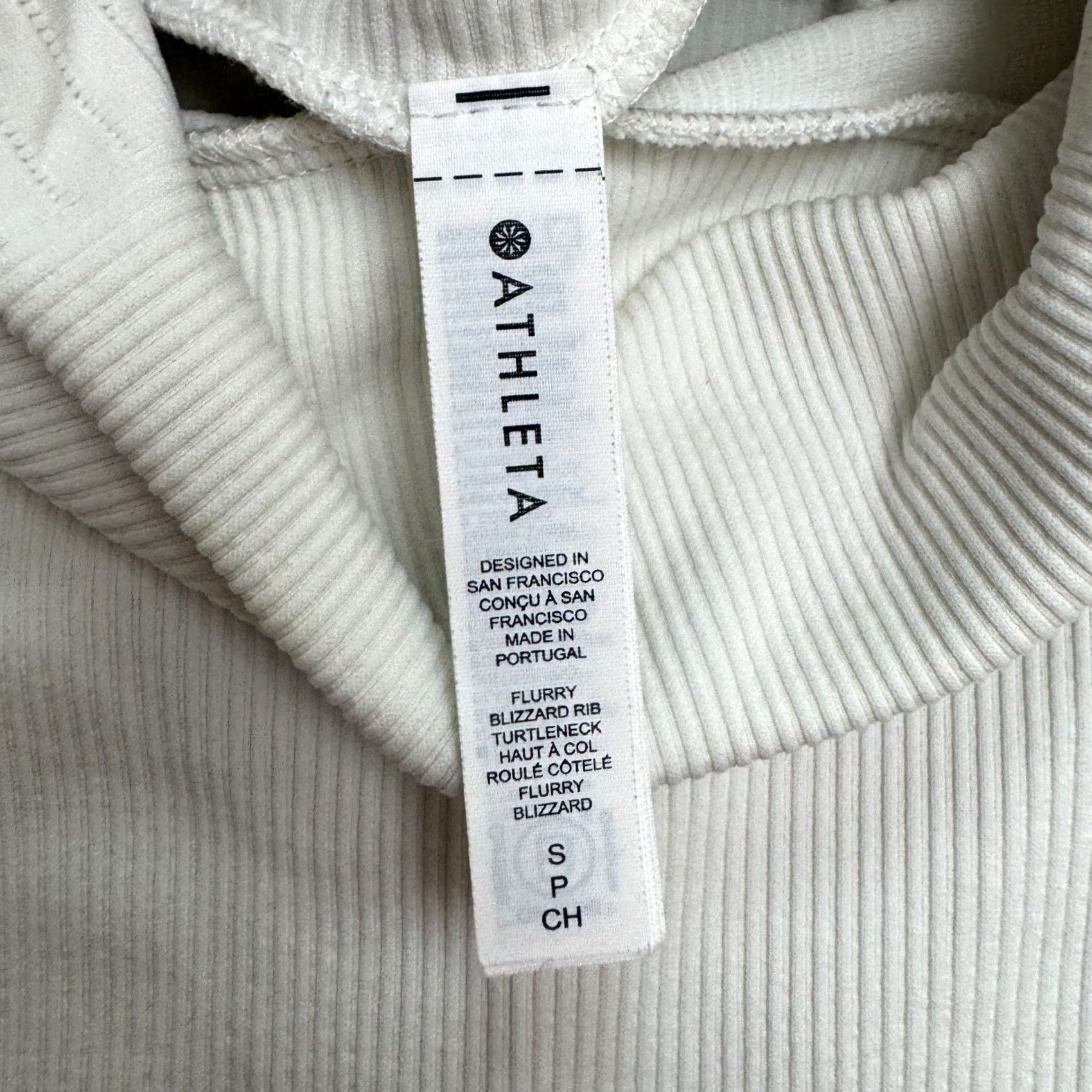 Athleta Athleta Flurry Blizzard Rib Turtleneck Seamless Base Layer Shirt Size S White Size S / US 4 / IT 40 - 6 Thumbnail