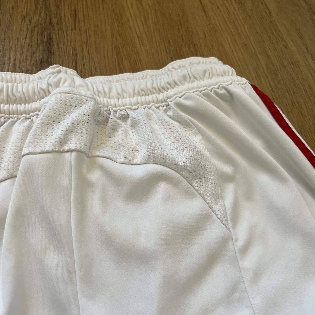 Adidas 2010-11 Ac Milan Adidas Home Football Shorts Serie A Italy Size US S / EU 44-46 / 1 - 7 Thumbnail