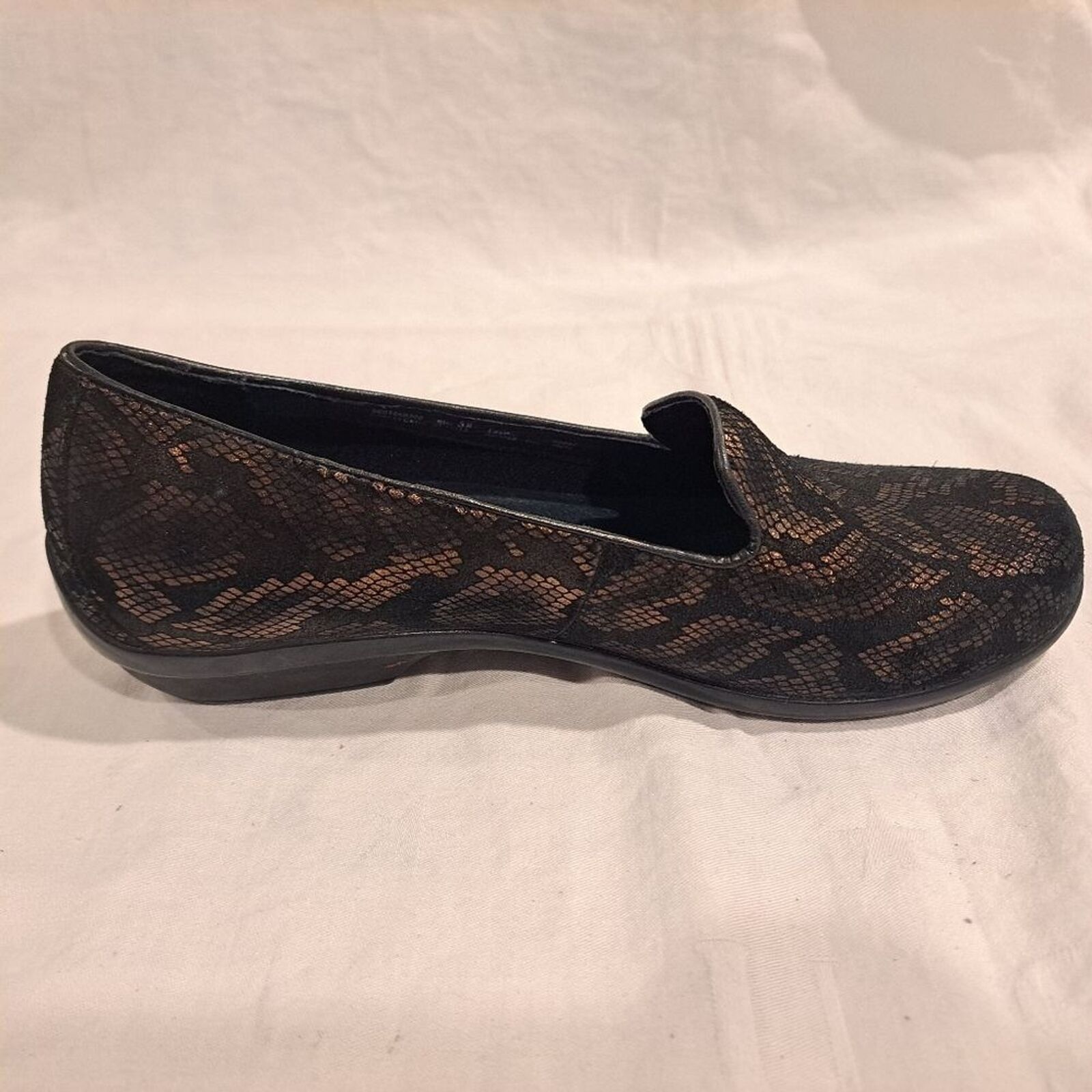 Dansko Dansko black leather slip-on loafers lace design size US 7.5 Size US 7.5 / IT 37.5 - 9 Thumbnail