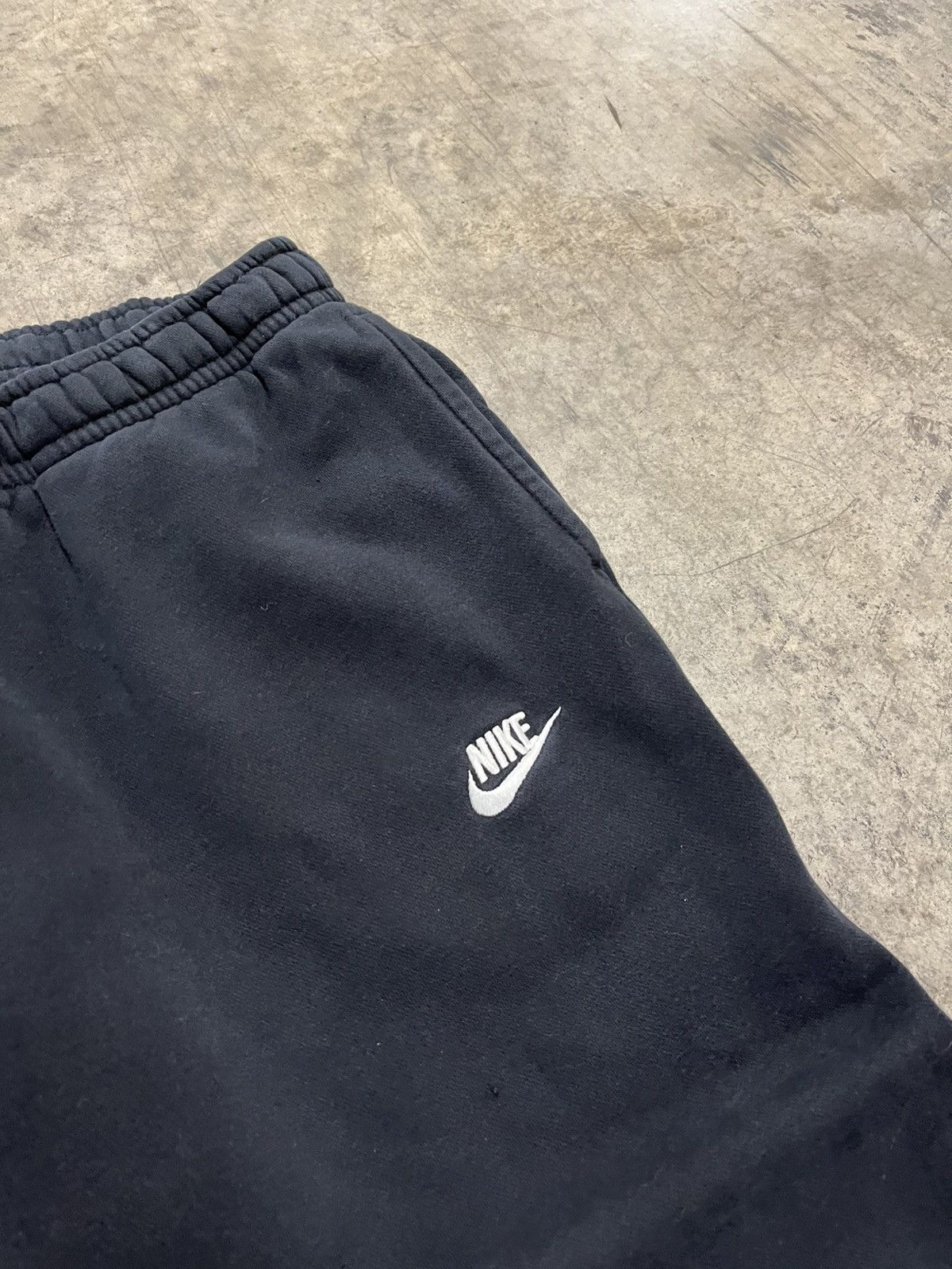 Nike × Vintage Nike baggy fit sweatpants streetwear hype wide leg skater Size US 34 / EU 50 - 8 Thumbnail