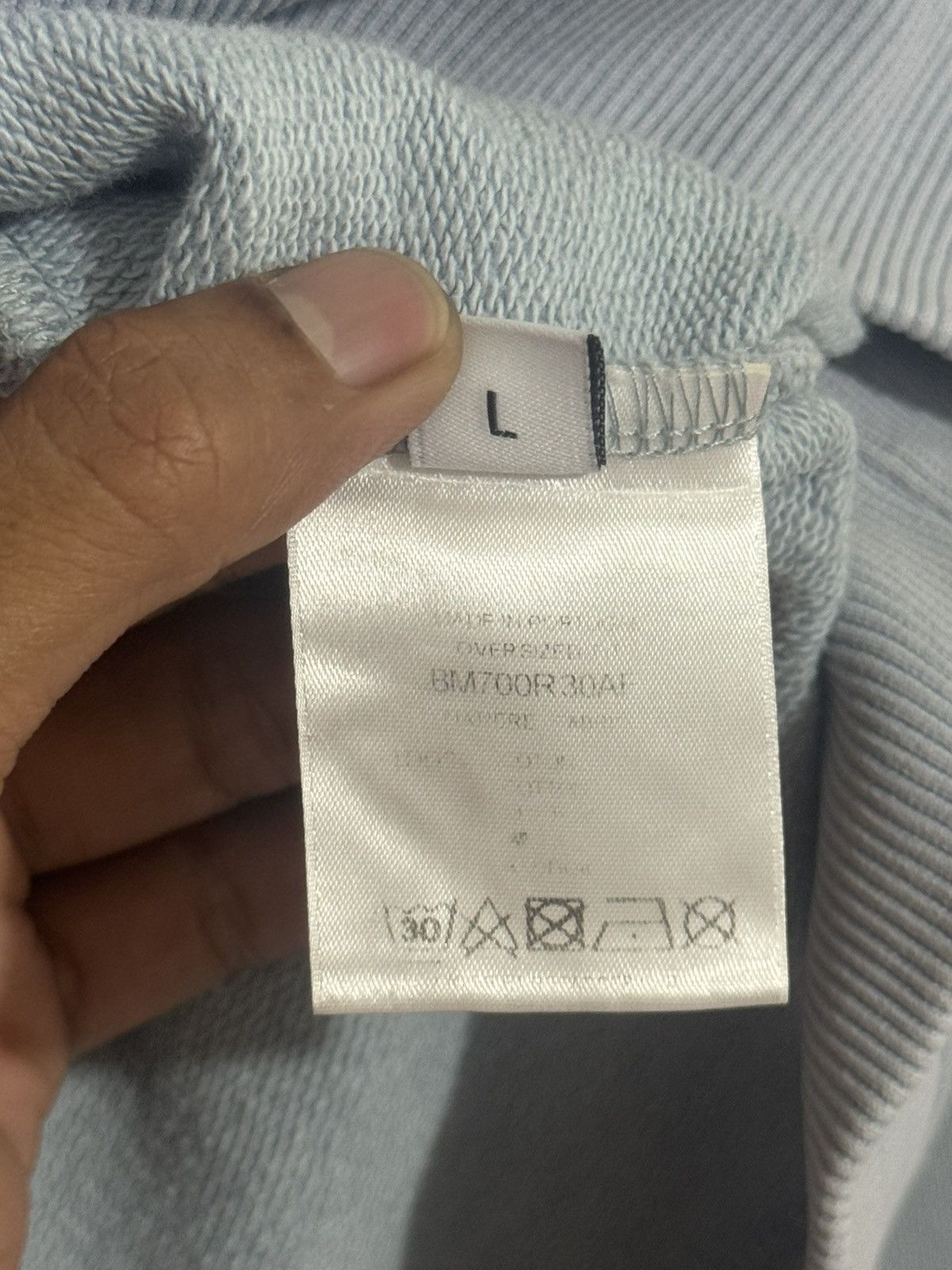 Givenchy Givenchy Distressed Logo Hoodie Size US L / EU 52-54 / 3 - 11 Thumbnail