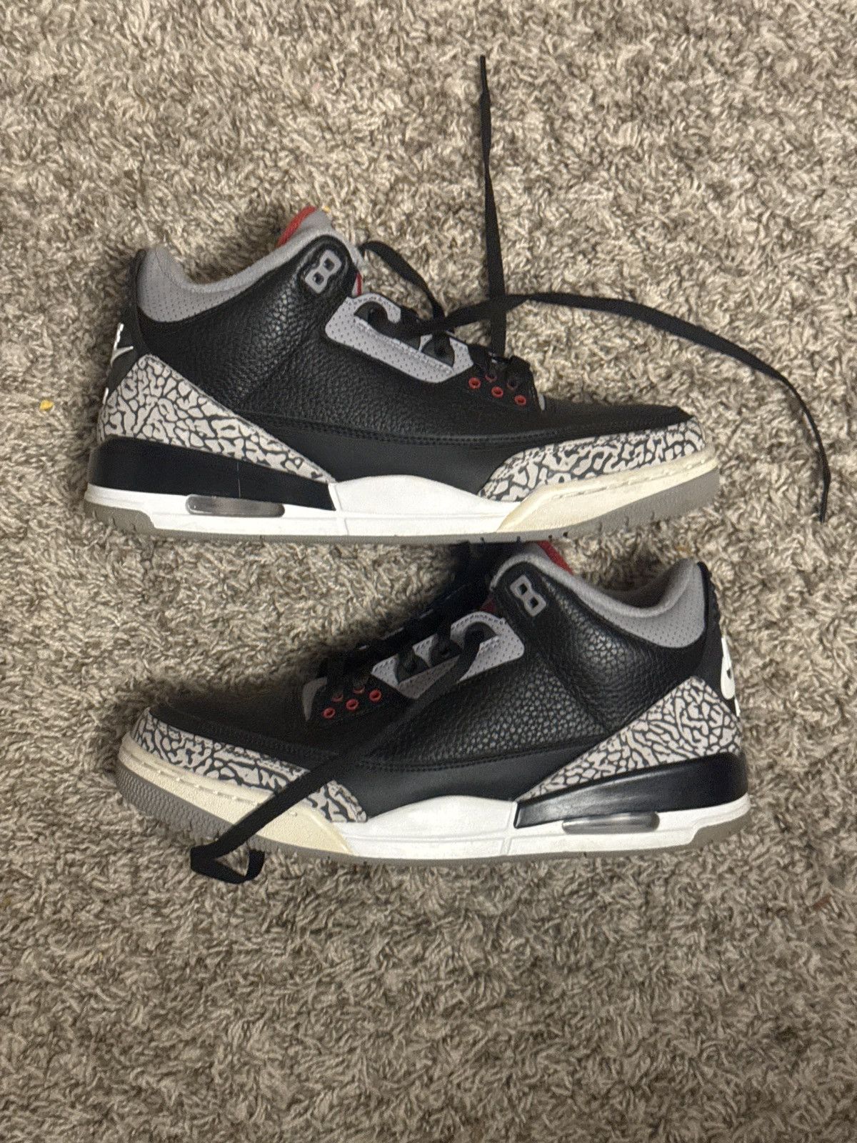 Jordan Brand Jordan Retro 3 Black Cement Size 10.5 Size US 10.5 / EU 43-44 - 3 Thumbnail