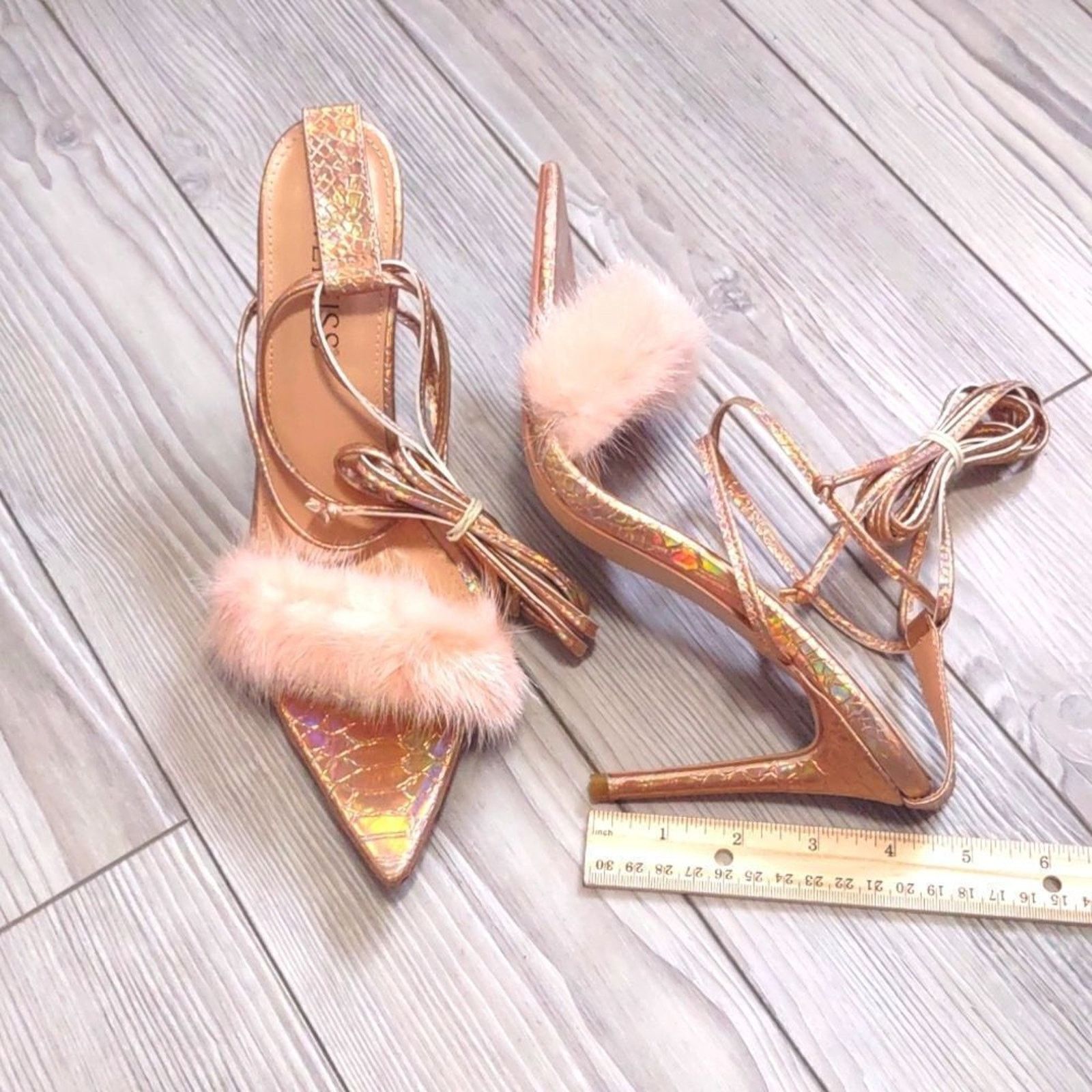 Other (47-1454) Wet Kiss Women's Fluffy Heeled Sandals Size 9.5 Size US 9.5 / IT 39.5 - 3 Thumbnail