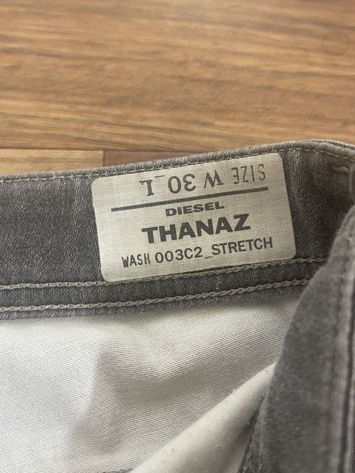 Diesel Diesel Y2K Thanaz bleached fade/ombré gradient Size US 30 / EU 46 - 3 Thumbnail