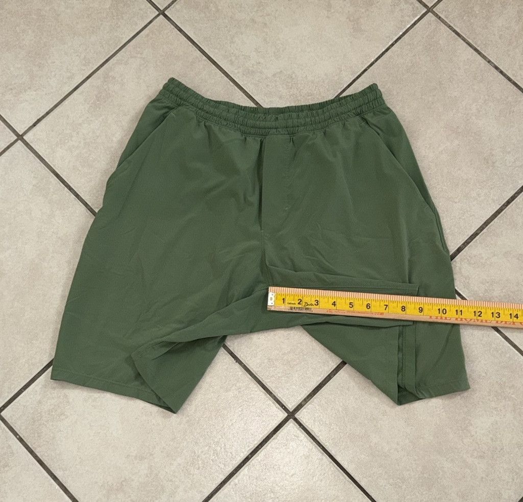 Lululemon LULULEMON PACE BREAKER SHORT LINER 9” GREEN SIZE MEDIUM Size US 28 / EU 44 - 5 Thumbnail