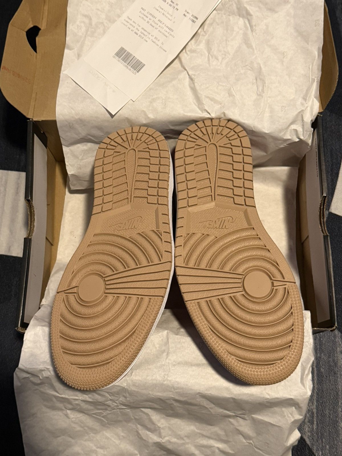 Jordan Brand Jordan 1 mens size 8 Size US 8 / EU 41 - 5 Thumbnail