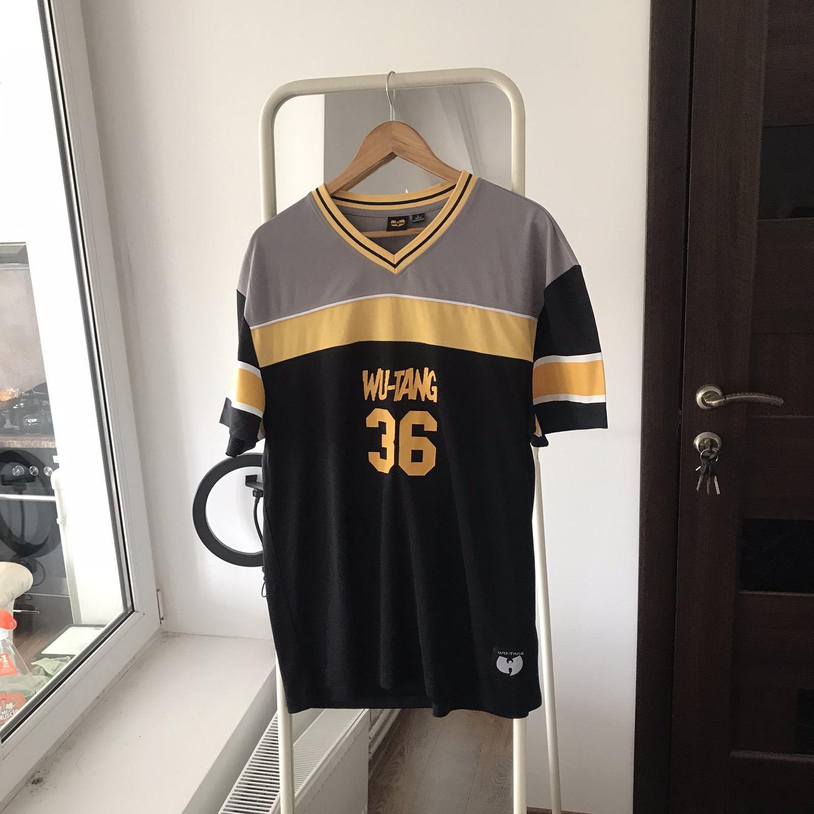 Band Tees Vintage Golden WU TANG Jersey Size LARGE Size US L / EU 52-54 / 3 - 2 Thumbnail