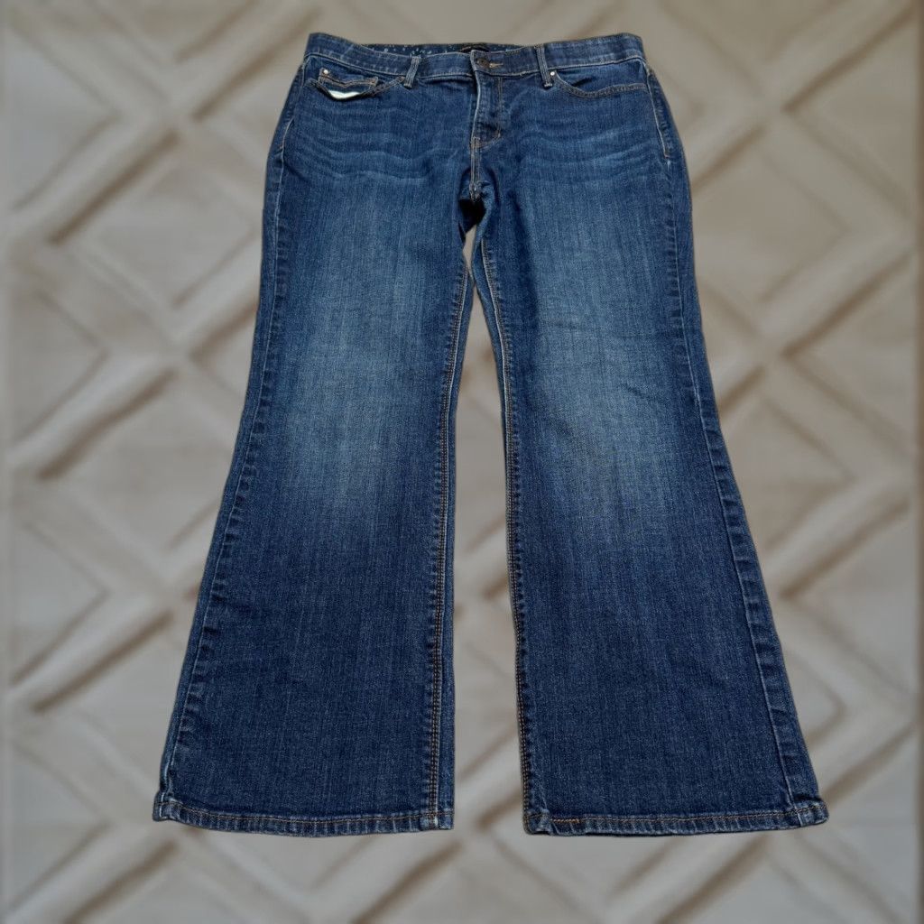 Levi's VINTAGE Levi's 525 Jeans Denim Boots Bootcut Mid Rise 16 Regular Blue Dark Wash 90s Mens Womens Boys Girls Size 38" / US 16 / IT 52 - 1 Thumbnail