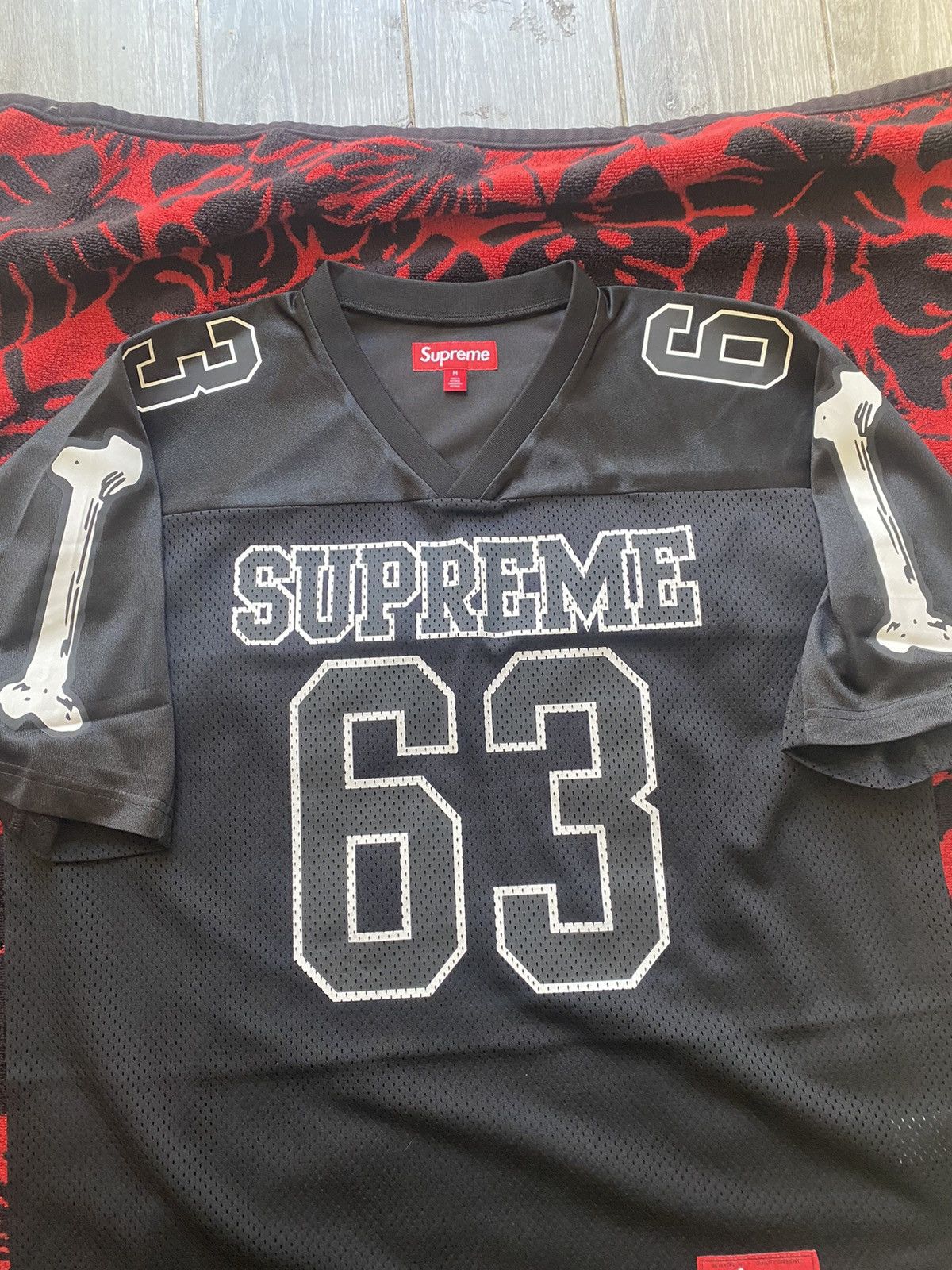 Supreme Supreme Bones Football Jersey Medium Size US M / EU 48-50 / 2 - 2 Thumbnail
