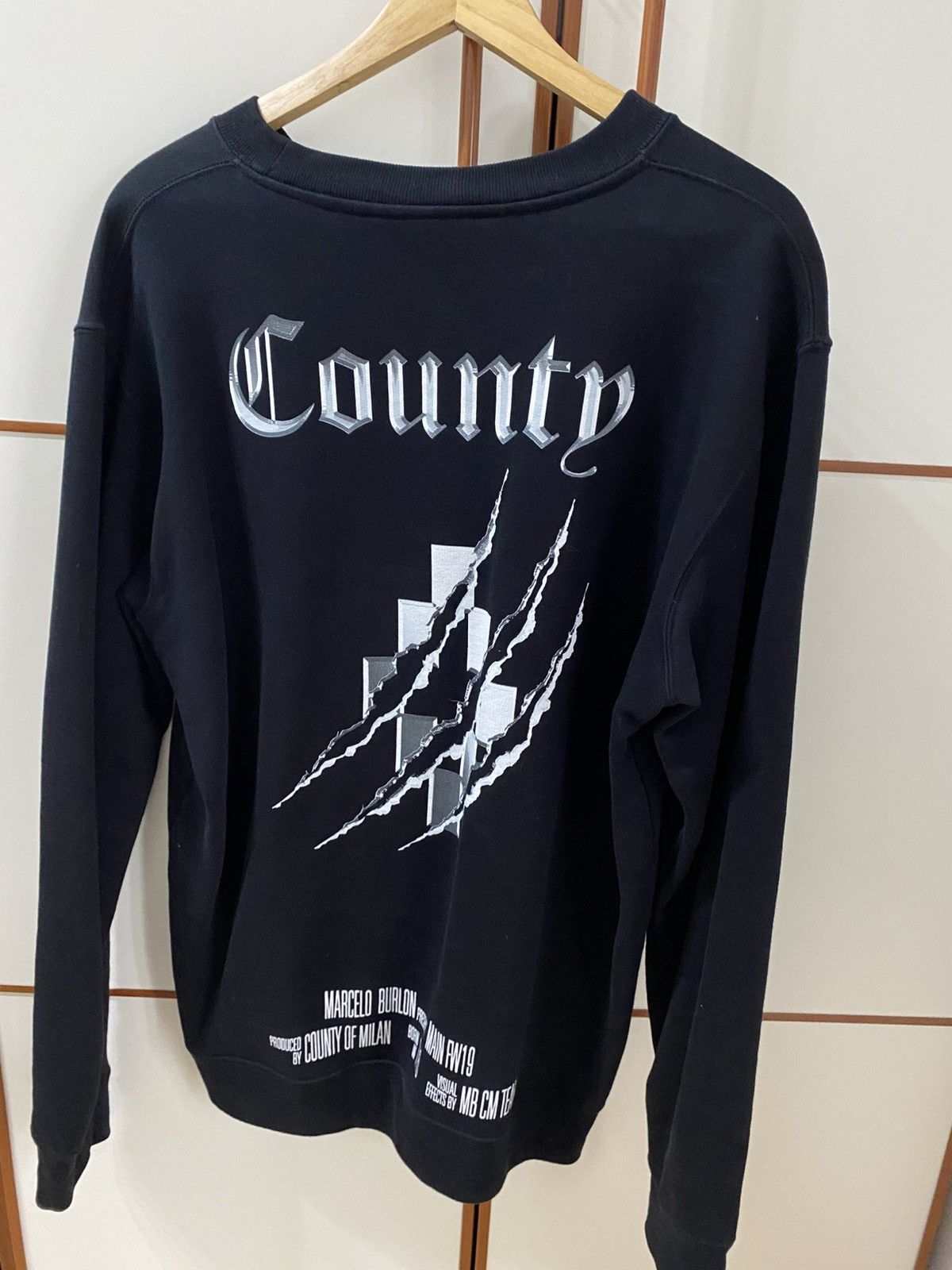 Marcelo Burlon Marcelo Burlon cinematic crewneck, size M/48, never worn Size US M / EU 48-50 / 2 - 1 Thumbnail