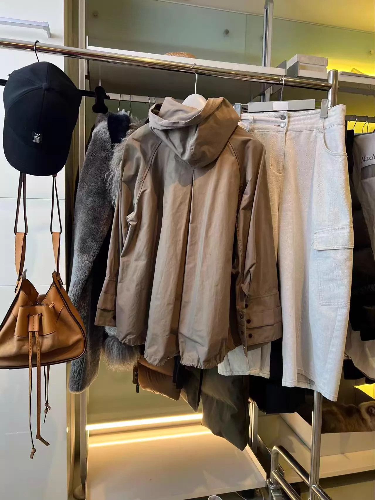Other ADORE tea brown loose hooded jacket 38 Japan Size XS / US 0-2 / IT 36-38 - 4 Thumbnail