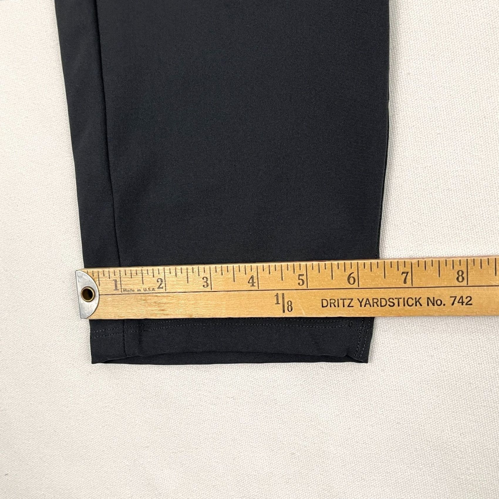 Lululemon Lululemon Commission Pants Mens 32x30 Slim Tapered Gray Performance Golf Chino Shirt Pants Slim Tapered 32 Gray Mens Size US 32 / EU 48 - 6 Thumbnail