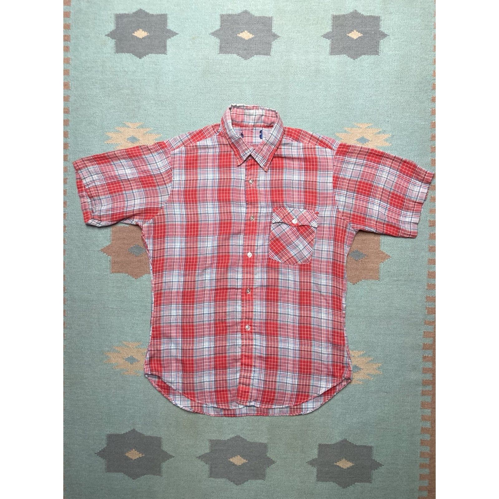 Vintage VINTAGE 80s 90s Plaid Short Sleeve Button-Up Shirt Lightweight Poly Cotton Large Red Mens T15 Size US L / EU 52-54 / 3 - 2 Thumbnail
