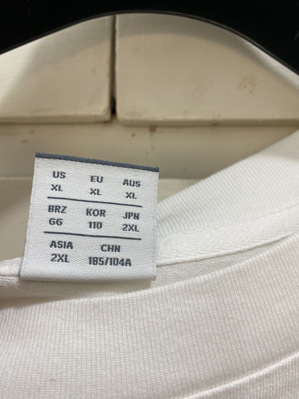 New Balance New Balance T-shirt, size XL, white, with print, new Size US XL / EU 56 / 4 - 6 Thumbnail