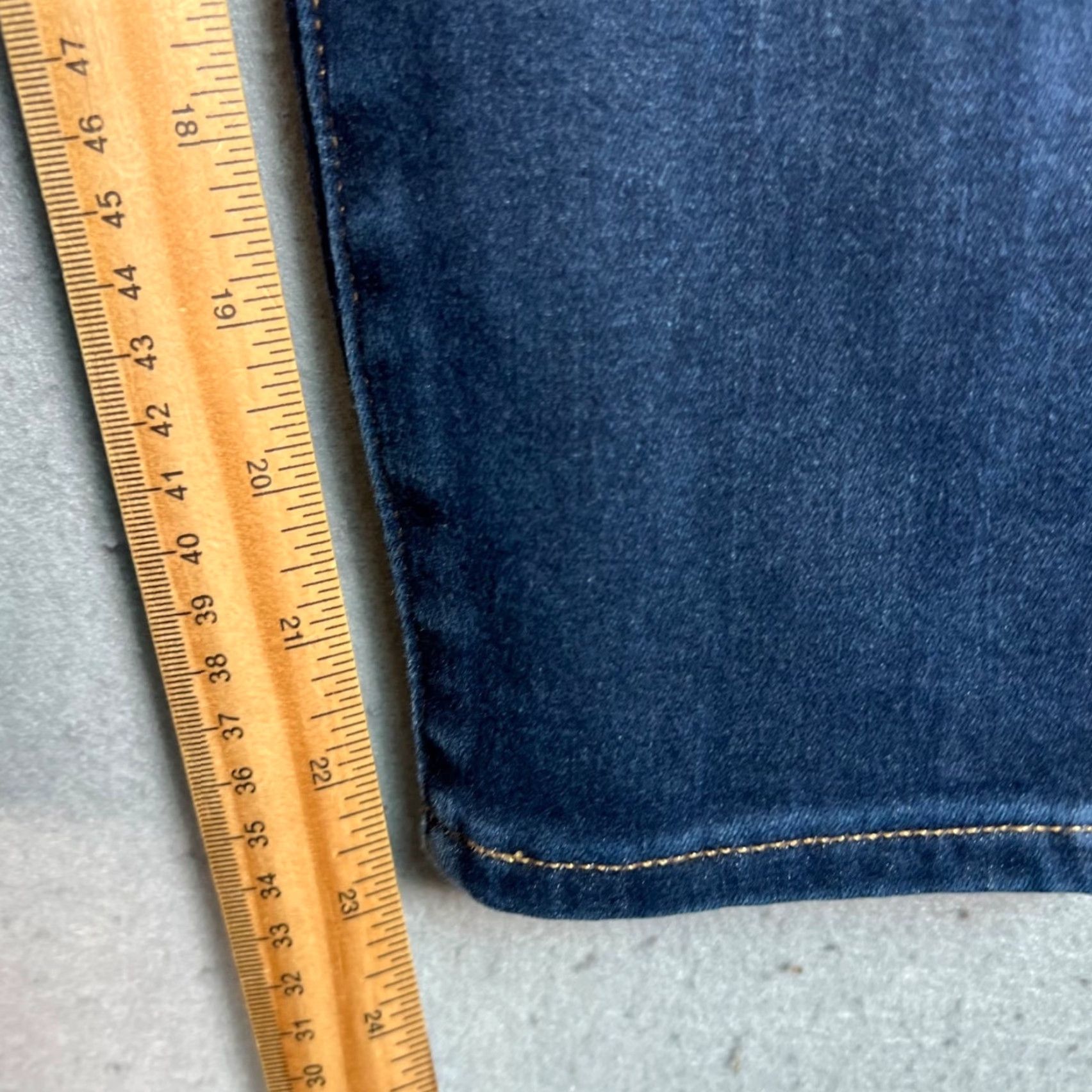 Madewell Madewell Roadtripper Jeans Denim Womens Size 28P High-Rise Dark Wash 5-Pocket Jegging Blue Denim Jeans Womens Size 28" / US 6 / IT 42 - 7 Thumbnail