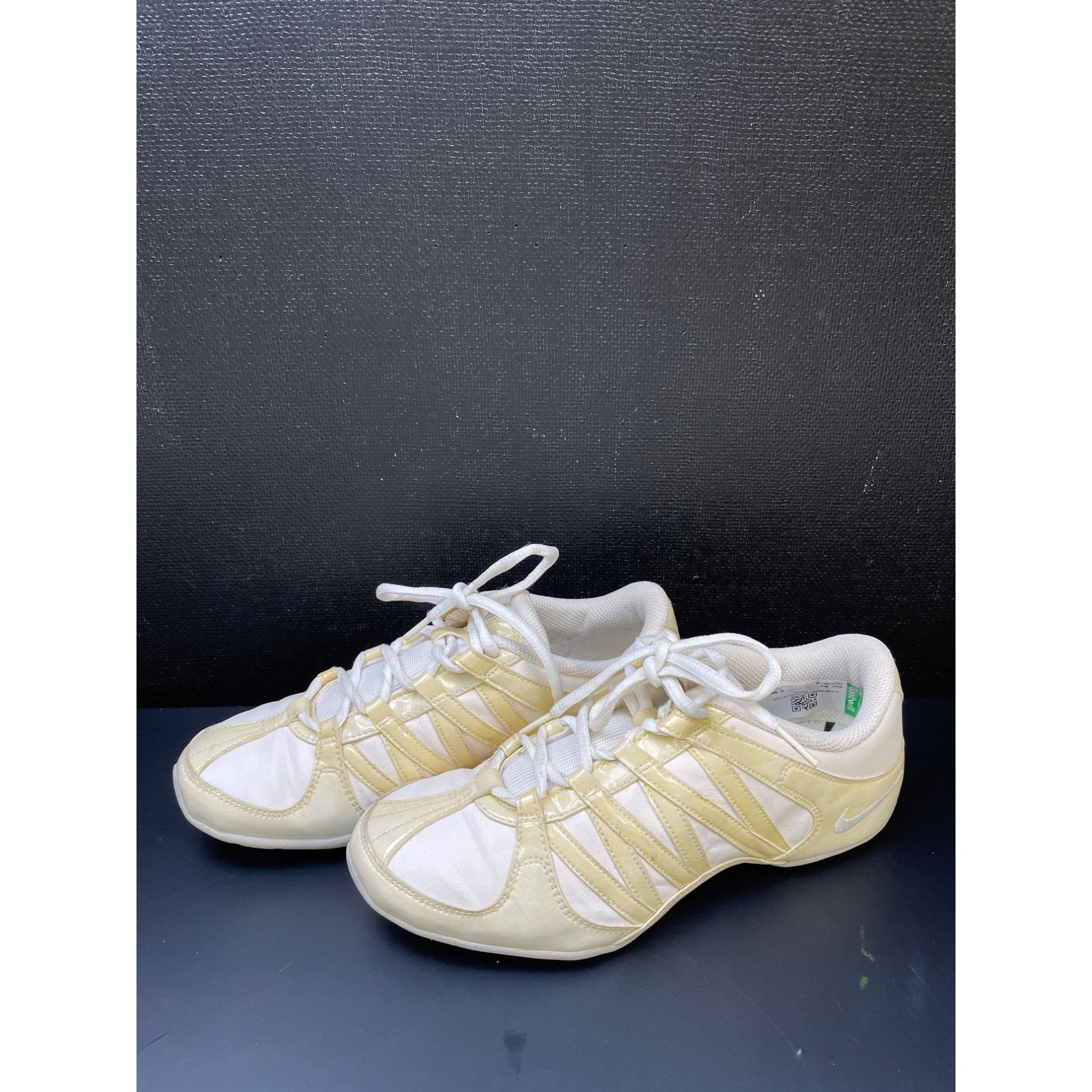 Nike Nike Women's White/Beige Sneakers/Cheer Shoes Size 8 SKU 548 Size US 8 / IT 38 - 1 Thumbnail