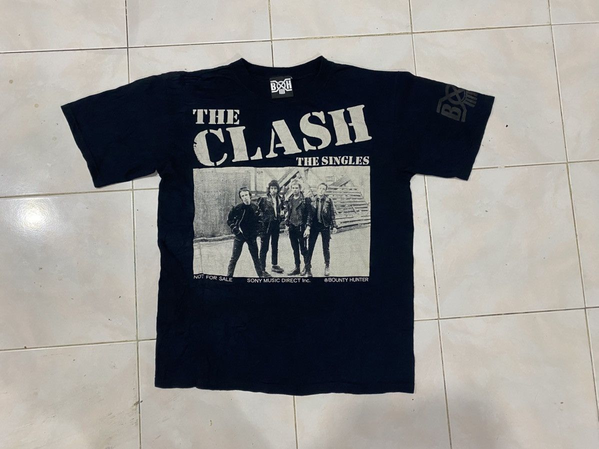 Band Tees The Clash x Bounty Hunter 2007 'Not For Sale' Tee Size US M / EU 48-50 / 2 - 1 Thumbnail