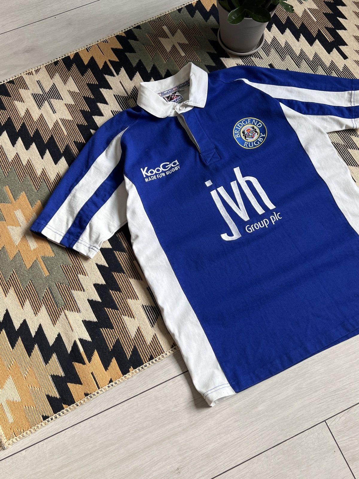 Vintage Vintage Bridgend 2002-03 Rugby Union Shirt Kooga Jersey Size US S / EU 44-46 / 1 - 3 Thumbnail