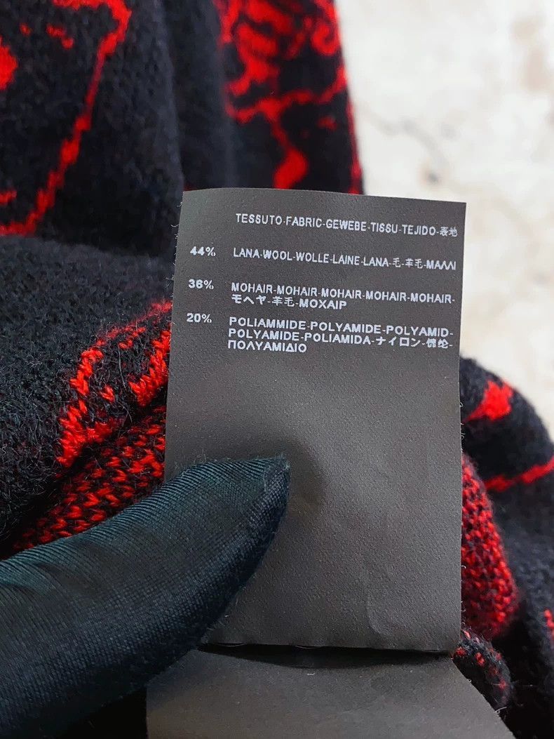 Saint Laurent Paris Saint Laurent Paris Red pistol printed wool knitted sweater Size US L / EU 52-54 / 3 - 9 Thumbnail