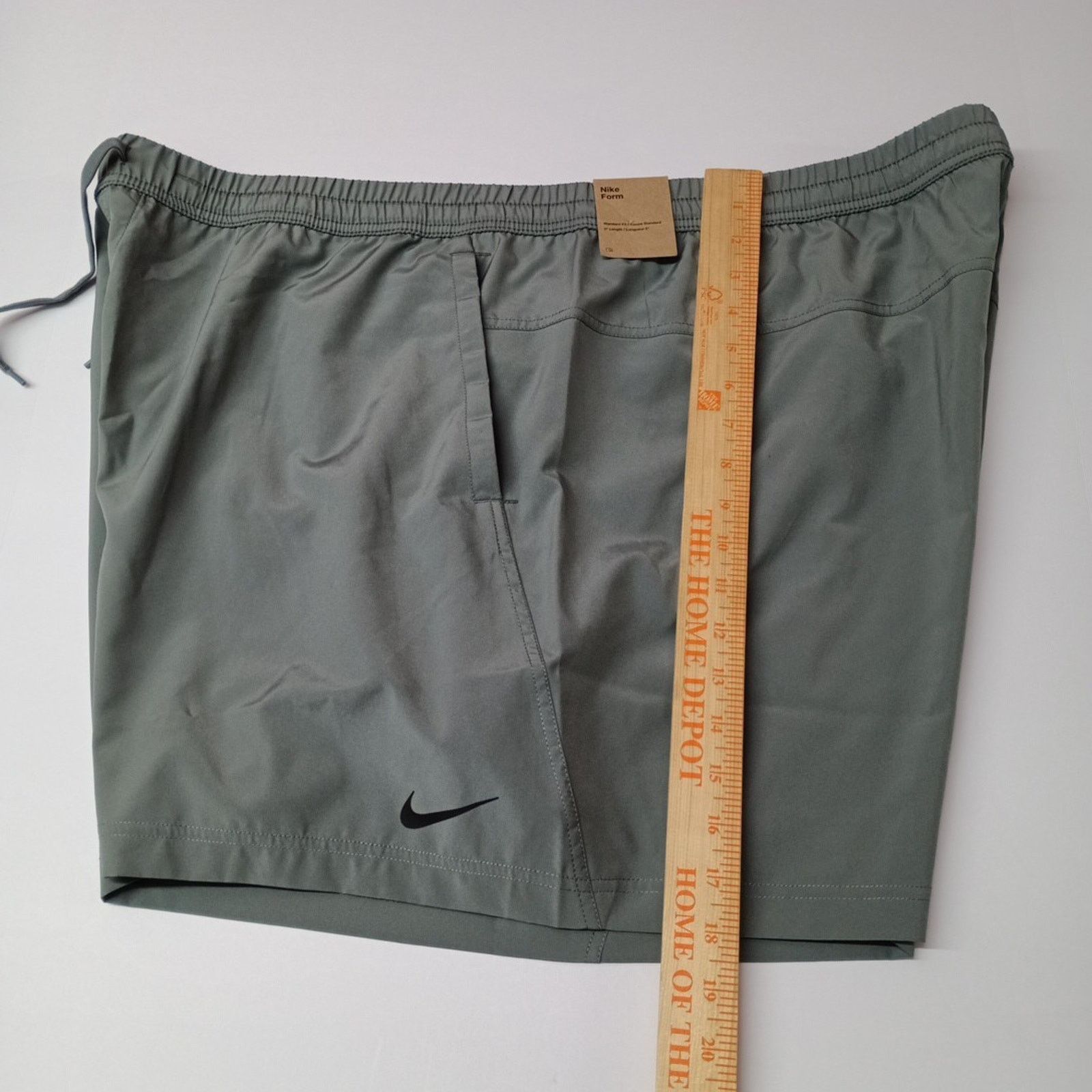 Nike Men's Nike Dri-Fit Unlined Versatile Shorts 5" Size 4XL Gray Size US 44 / EU 60 - 8 Thumbnail