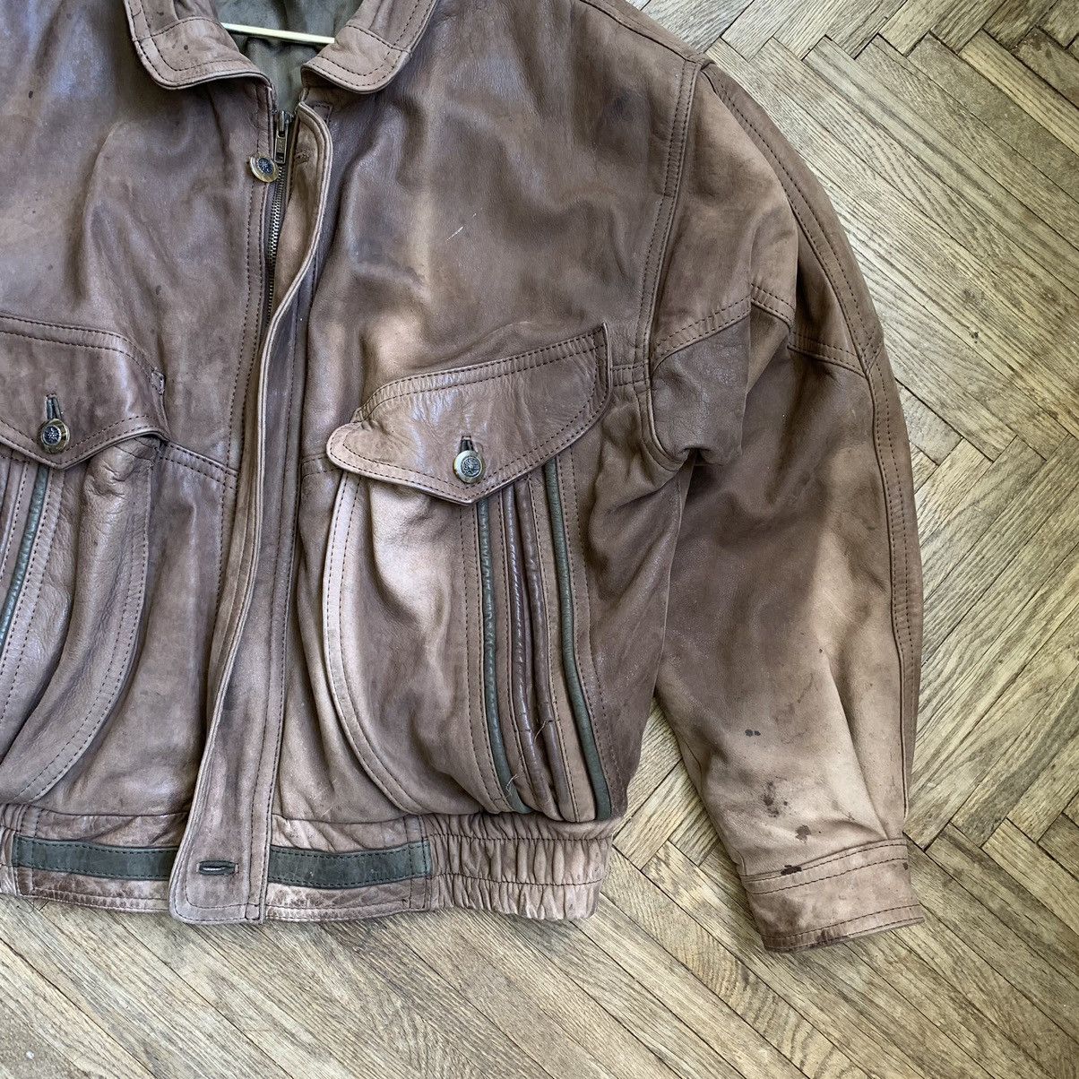 Vintage Vintage Leather Bomber Jacket Size US S / EU 44-46 / 1 - 9 Thumbnail