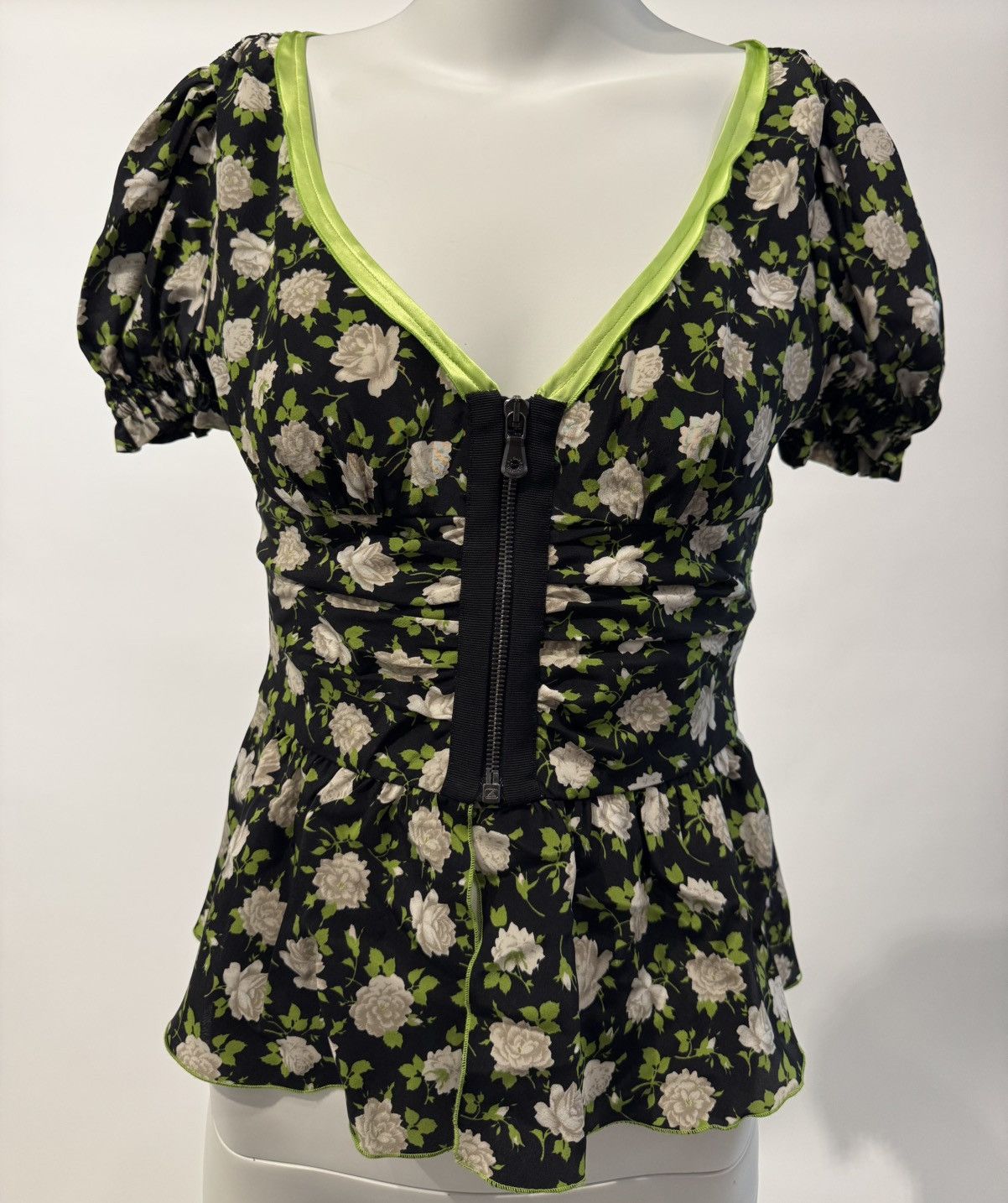 Dolce & Gabbana Top Dolce & Gabbana short sleeves Size S / US 4 / IT 40 - 7 Thumbnail