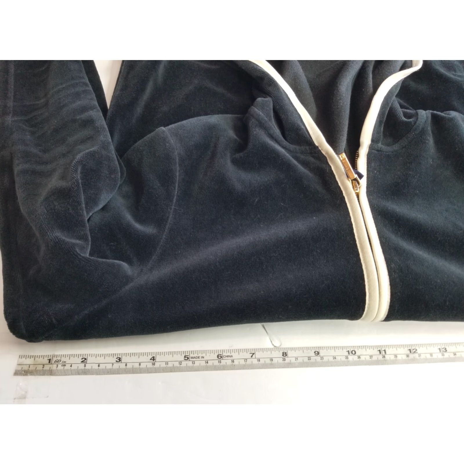 Polo Ralph Lauren VINTAGE Ralph Lauren Polo Hoodie Sweatshirt Velvet Women Medium Gray Logo Pockets Full-Zip Sweatshirt Velveteen Accents 100% Cotton Polo Size M / US 6-8 / IT 42-44 - 3 Thumbnail