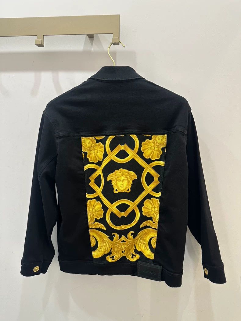 Versace Versace Black gold Medusa denim jacket Size US M / EU 48-50 / 2 - 1 Thumbnail