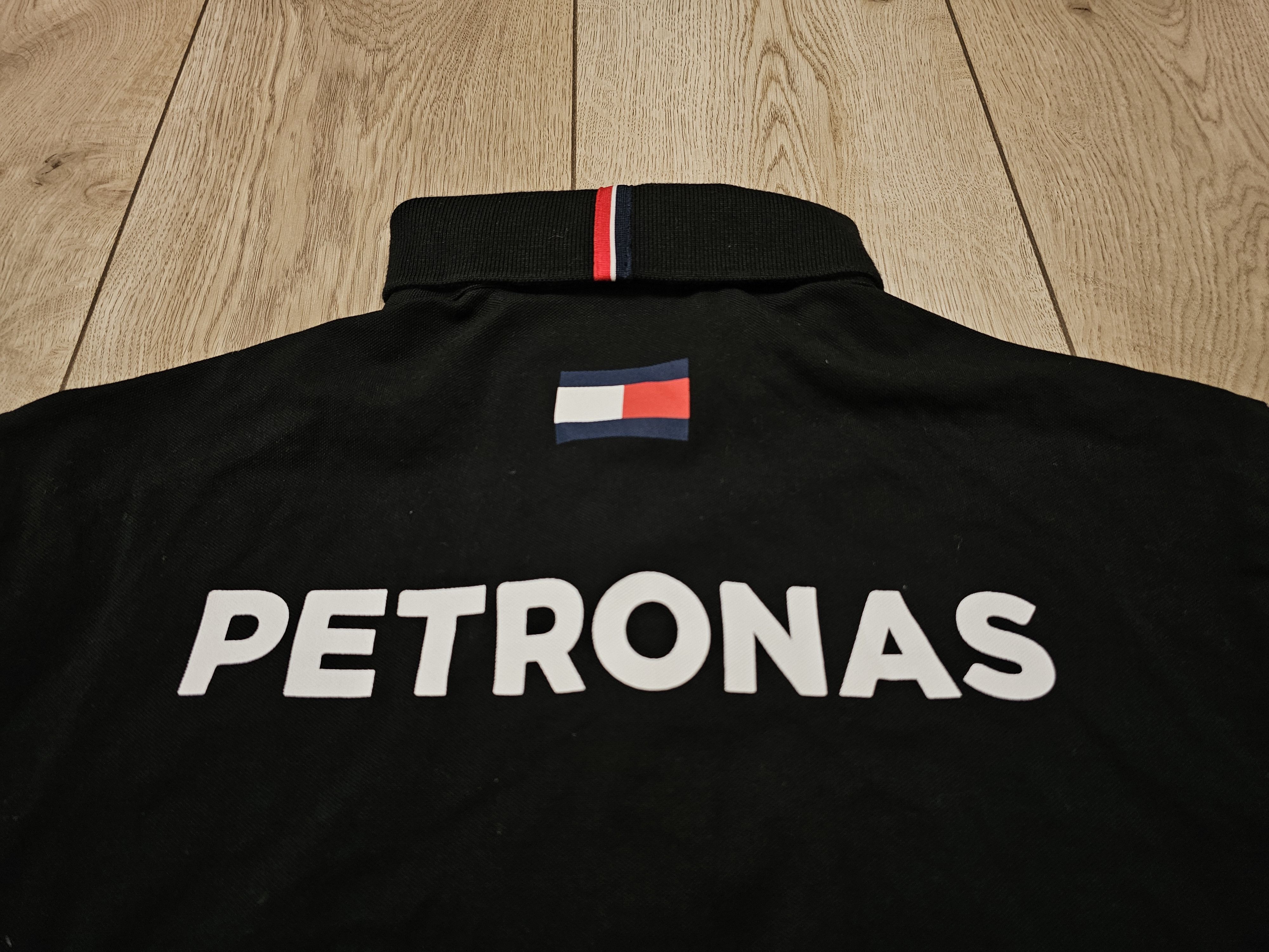 Formula 1 MERCEDES AMG PETRONAS FORMULA 1 TEAM SHIRT POLO COTTON Size US XL / EU 56 / 4 - 5 Thumbnail