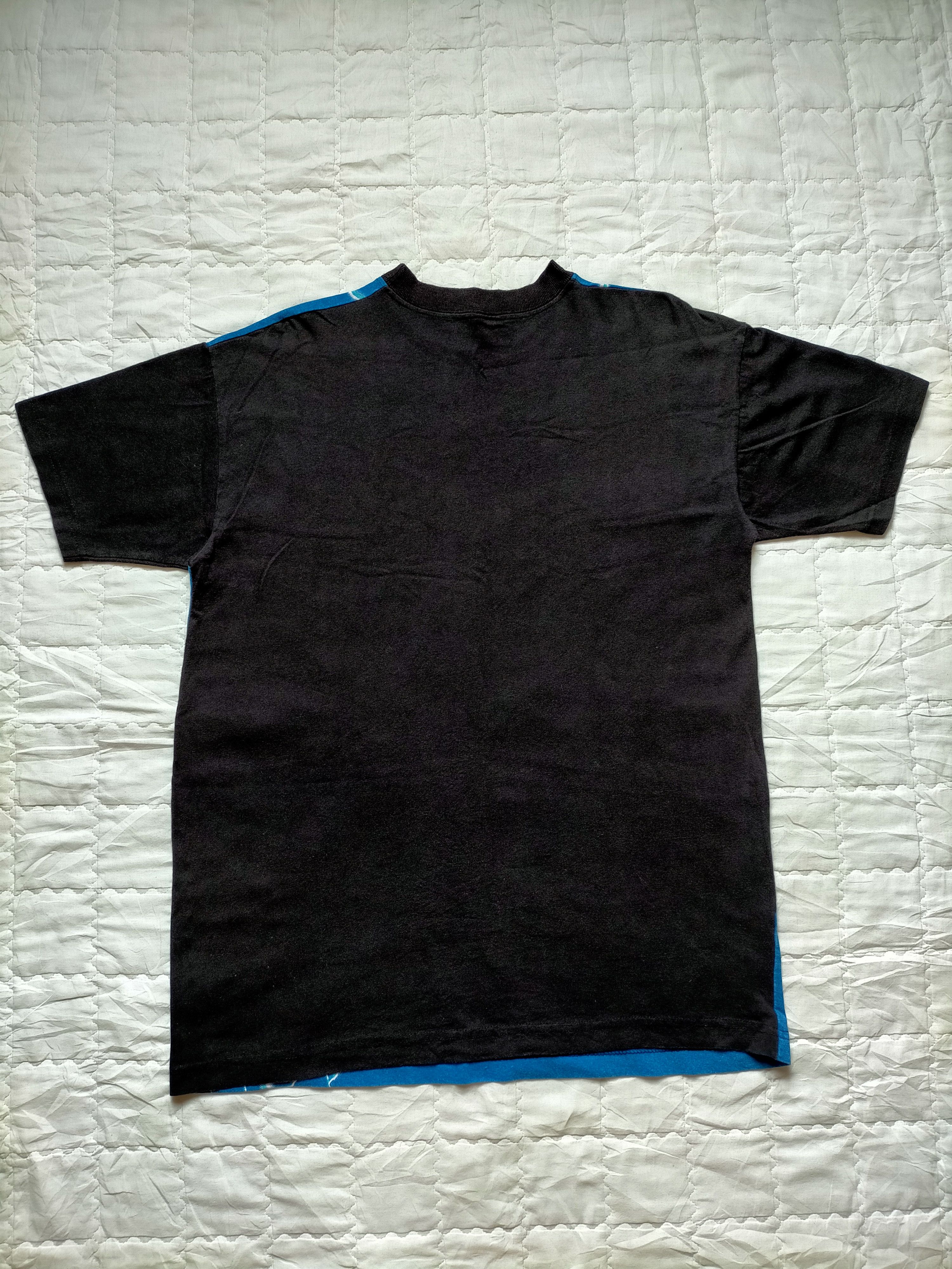 Vintage Vintage 1993 Jurassic Park tee Size US L / EU 52-54 / 3 - 8 Thumbnail