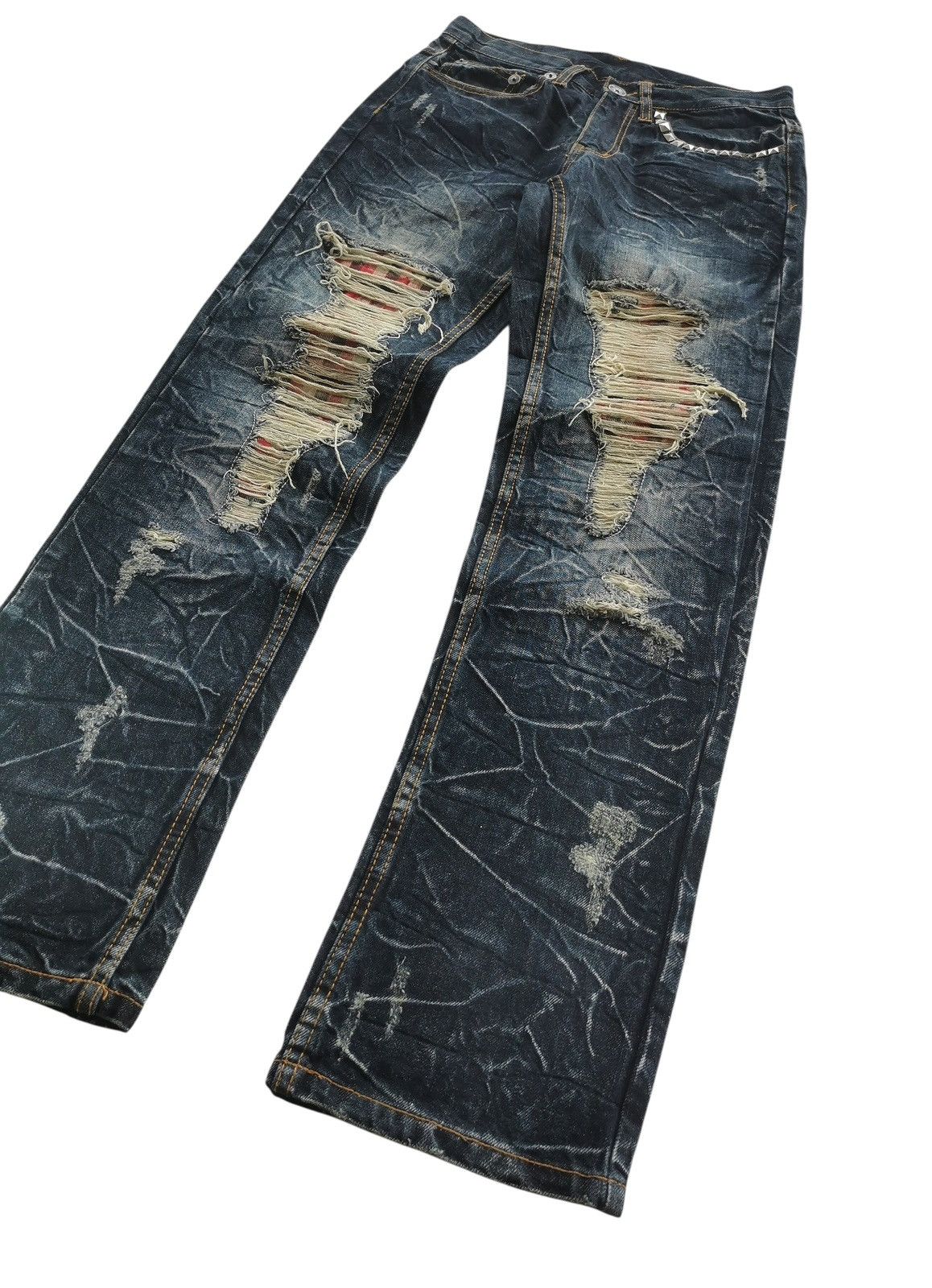 Japanese Brand Rare piece distressed studded jeans 28x30 Size US 28 / EU 44 - 2 Thumbnail