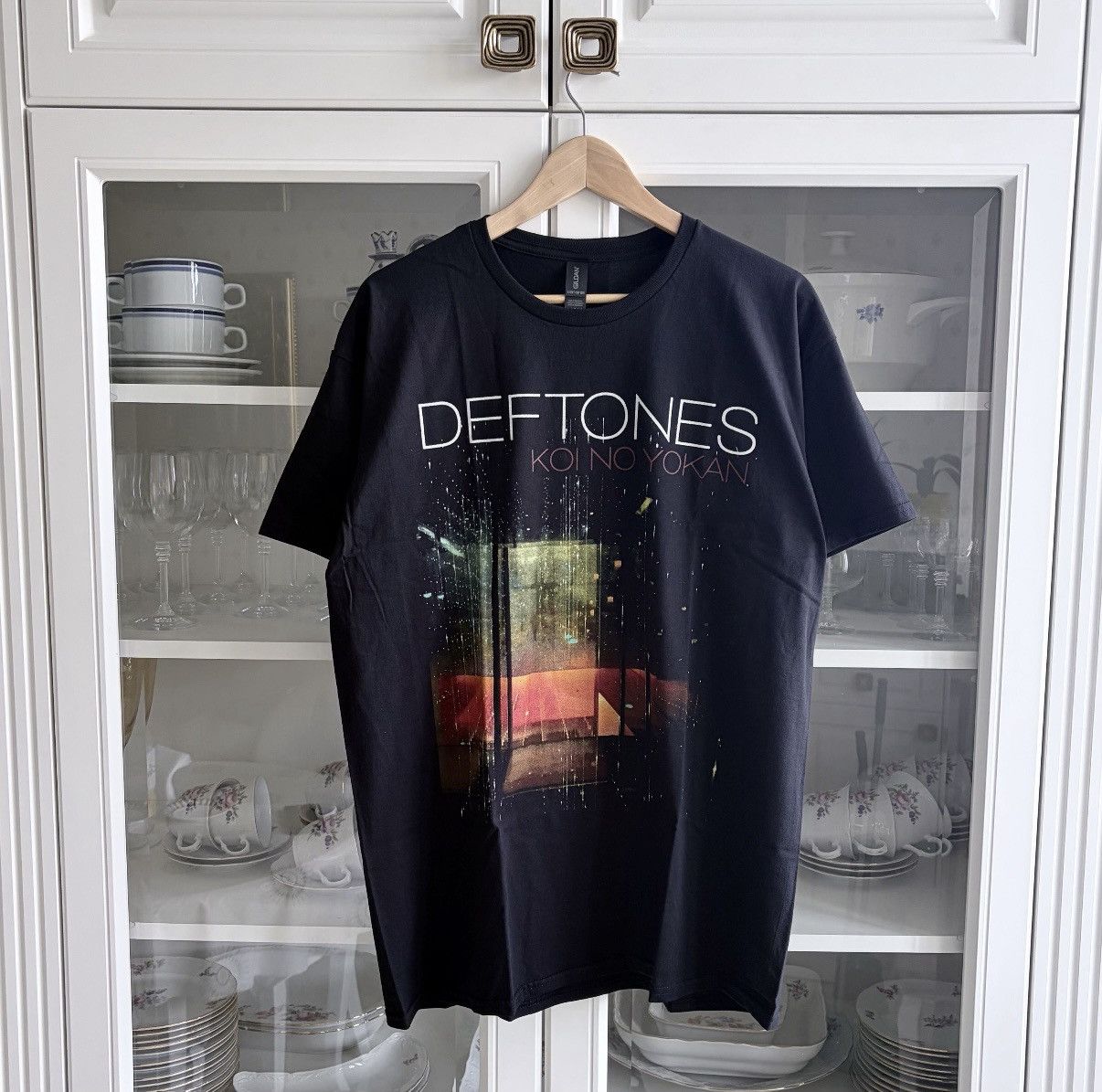 Band Tees T-shirt Deftones Size US XL / EU 56 / 4 - 1 Thumbnail