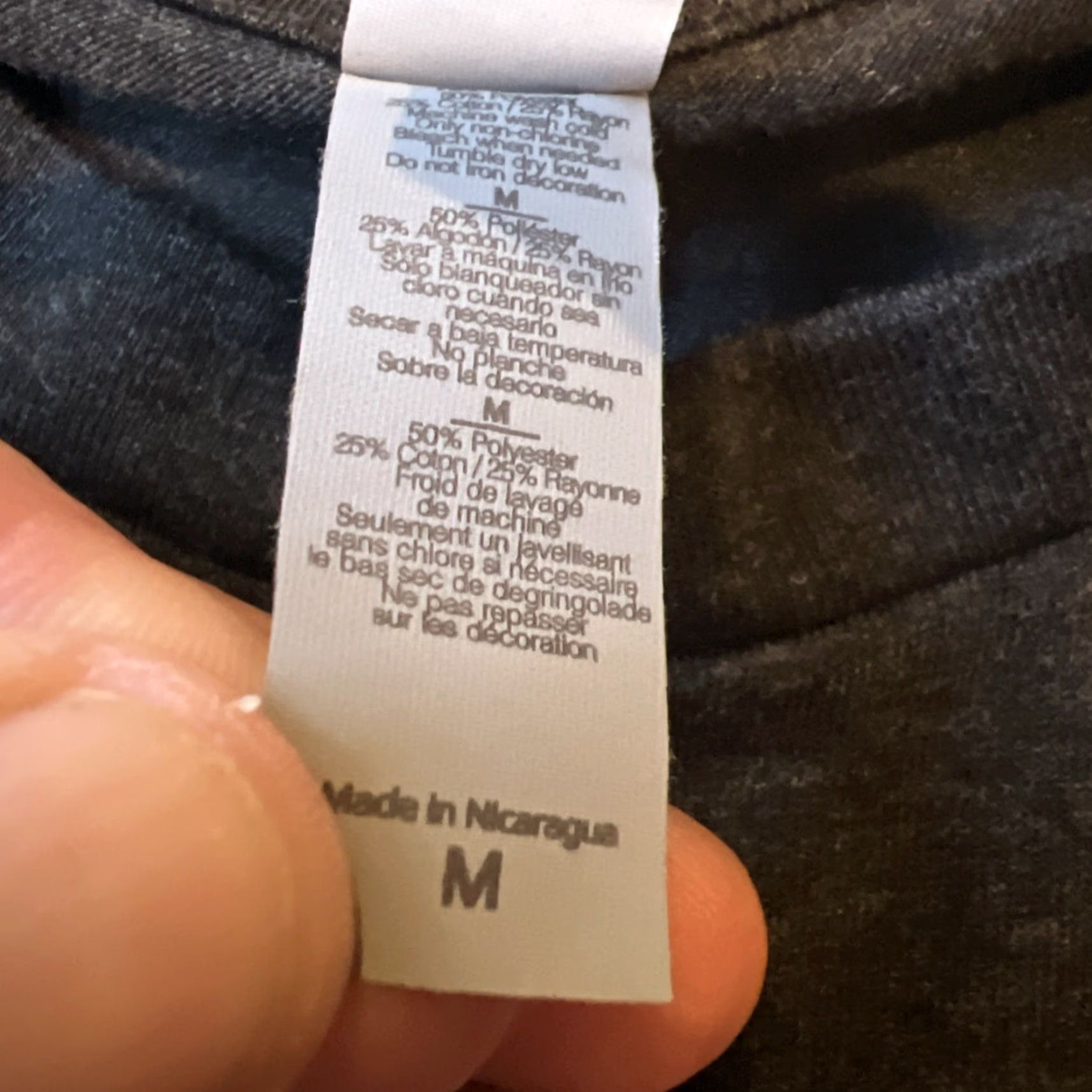 Gildan VINTAGE Casamigos Tequila Logo Shirt Black M Womens? Size US M / EU 48-50 / 2 - 4 Thumbnail