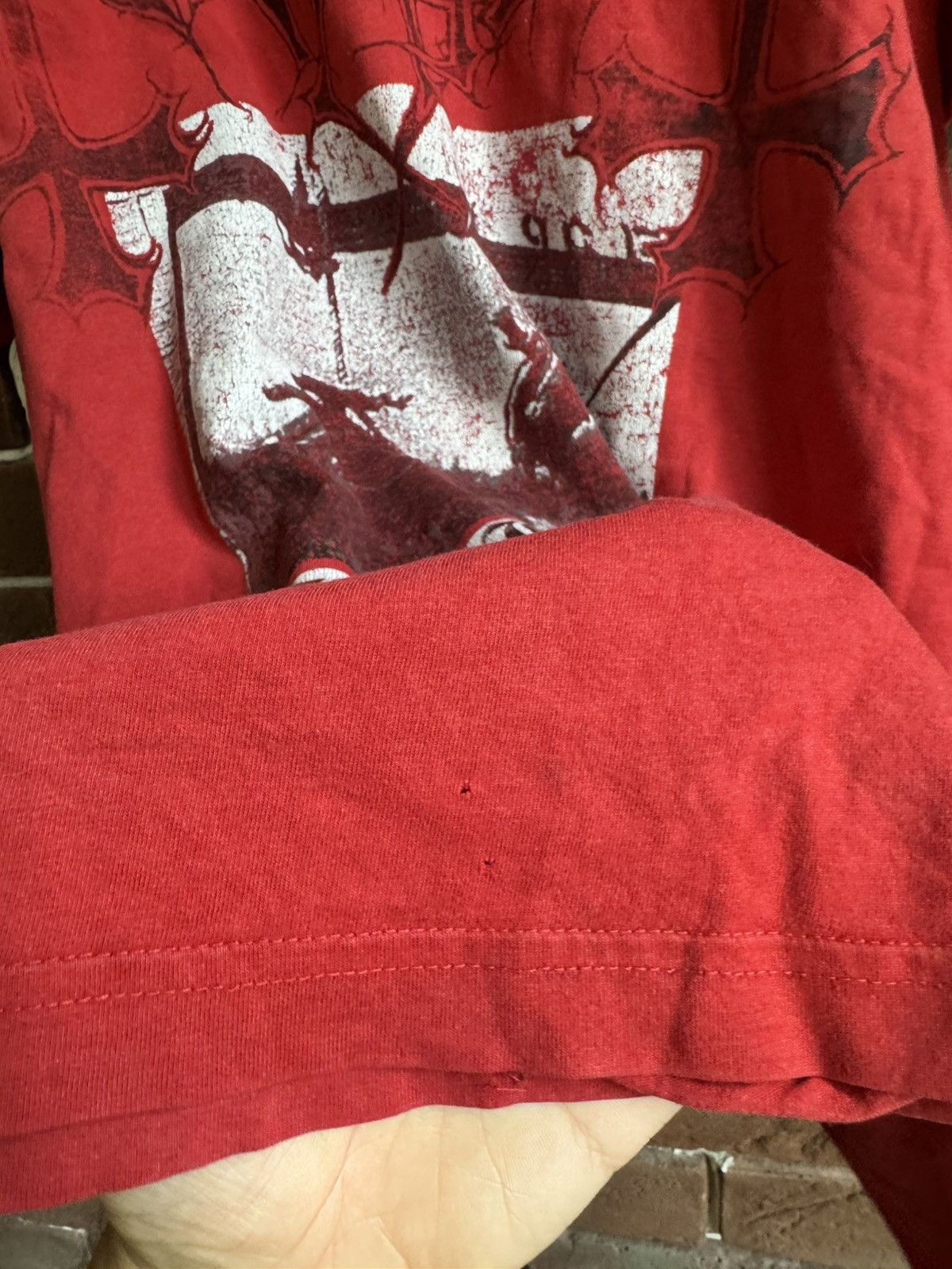 Band Tees Rare Vintage 00s Mayhem Deathcrush Red Black Metal Tshirt L Size US L / EU 52-54 / 3 - 9 Thumbnail