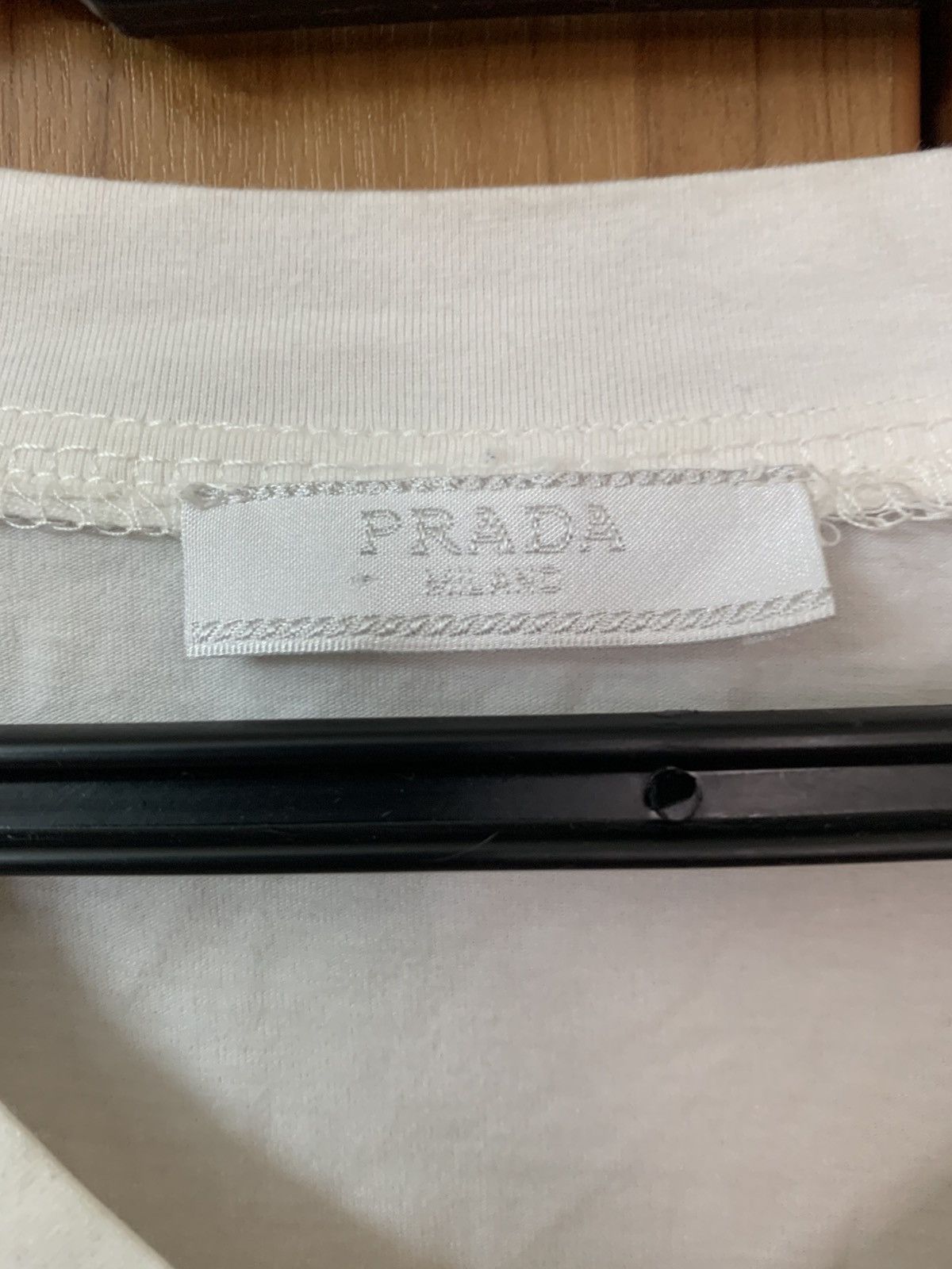 Prada Prada pocket tee shirt Size M / US 6-8 / IT 42-44 - 4 Thumbnail