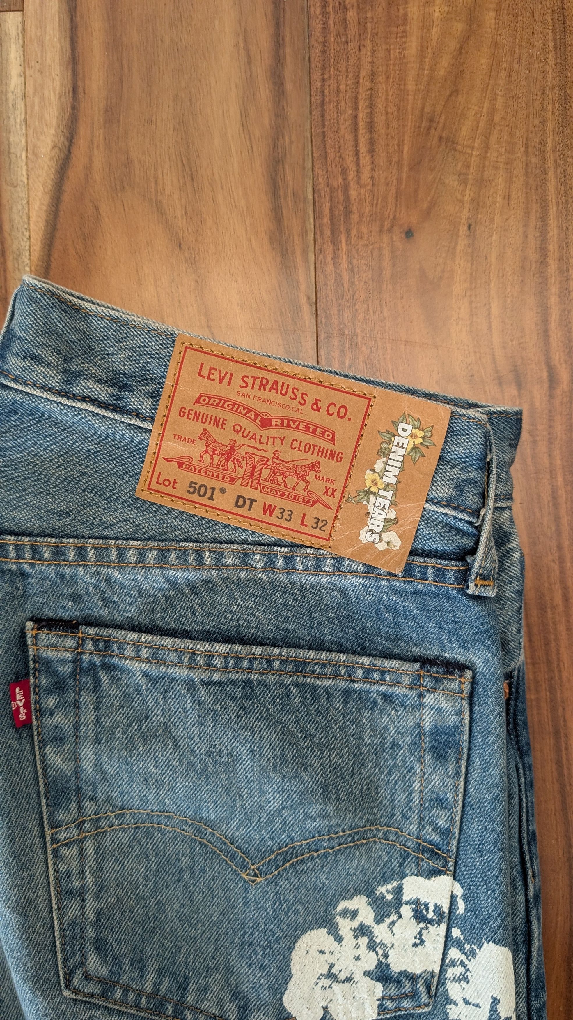 DENIM TEARS × Levi's Cotton Wreath Light Wash x Levis Denim Pants Size US 33 - 2 Thumbnail