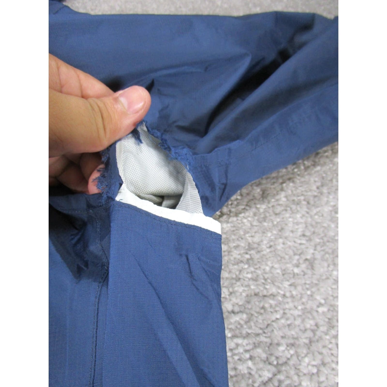 Vintage L.L. Bean Jacket Mens Medium Tall Trail Model Rain Jacket Blue Rips Size US M / EU 48-50 / 2 - 7 Thumbnail