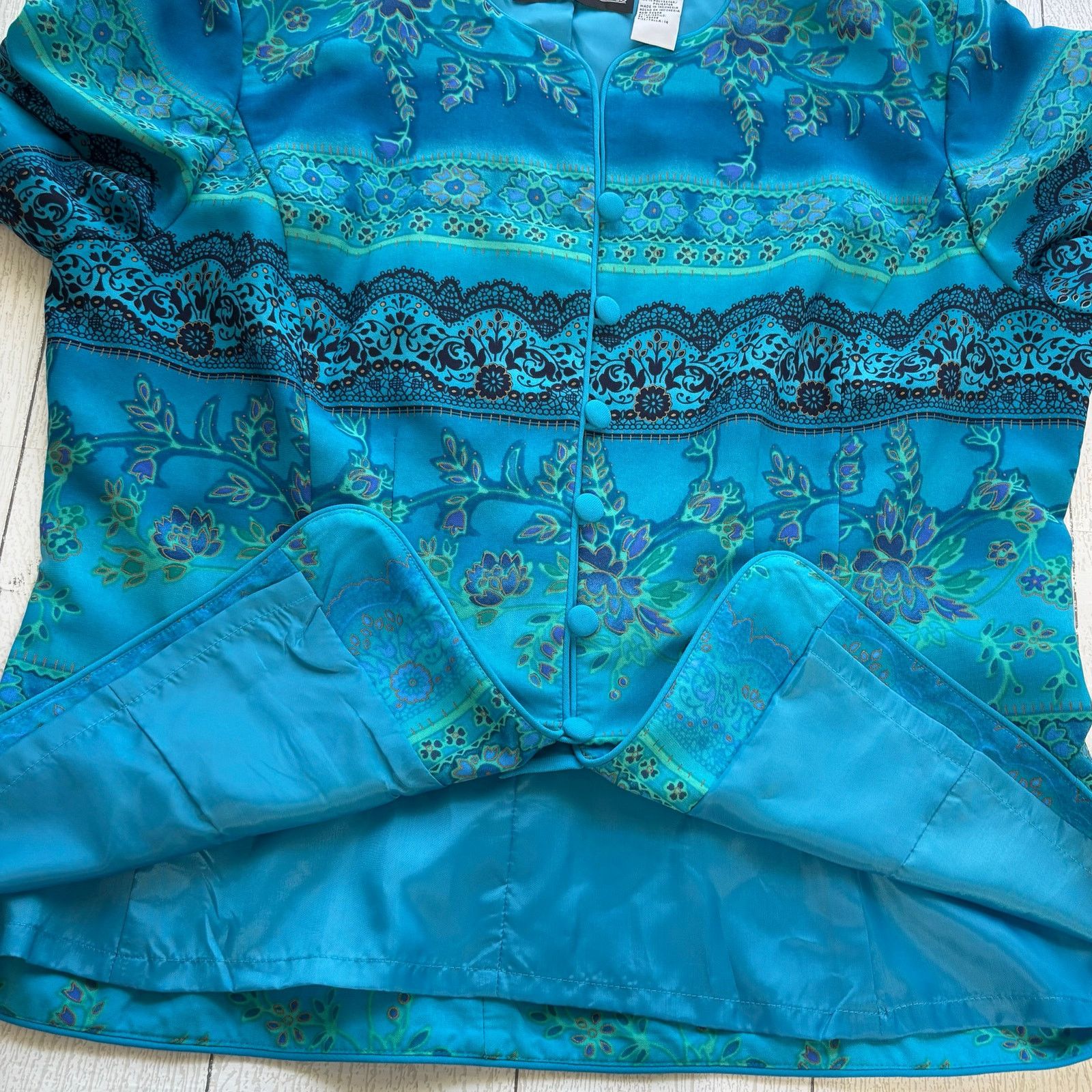 Other Sag Harbor Floral Button Down Blouse Size 14 Lined Size XL / US 12-14 / IT 48-50 - 10 Thumbnail
