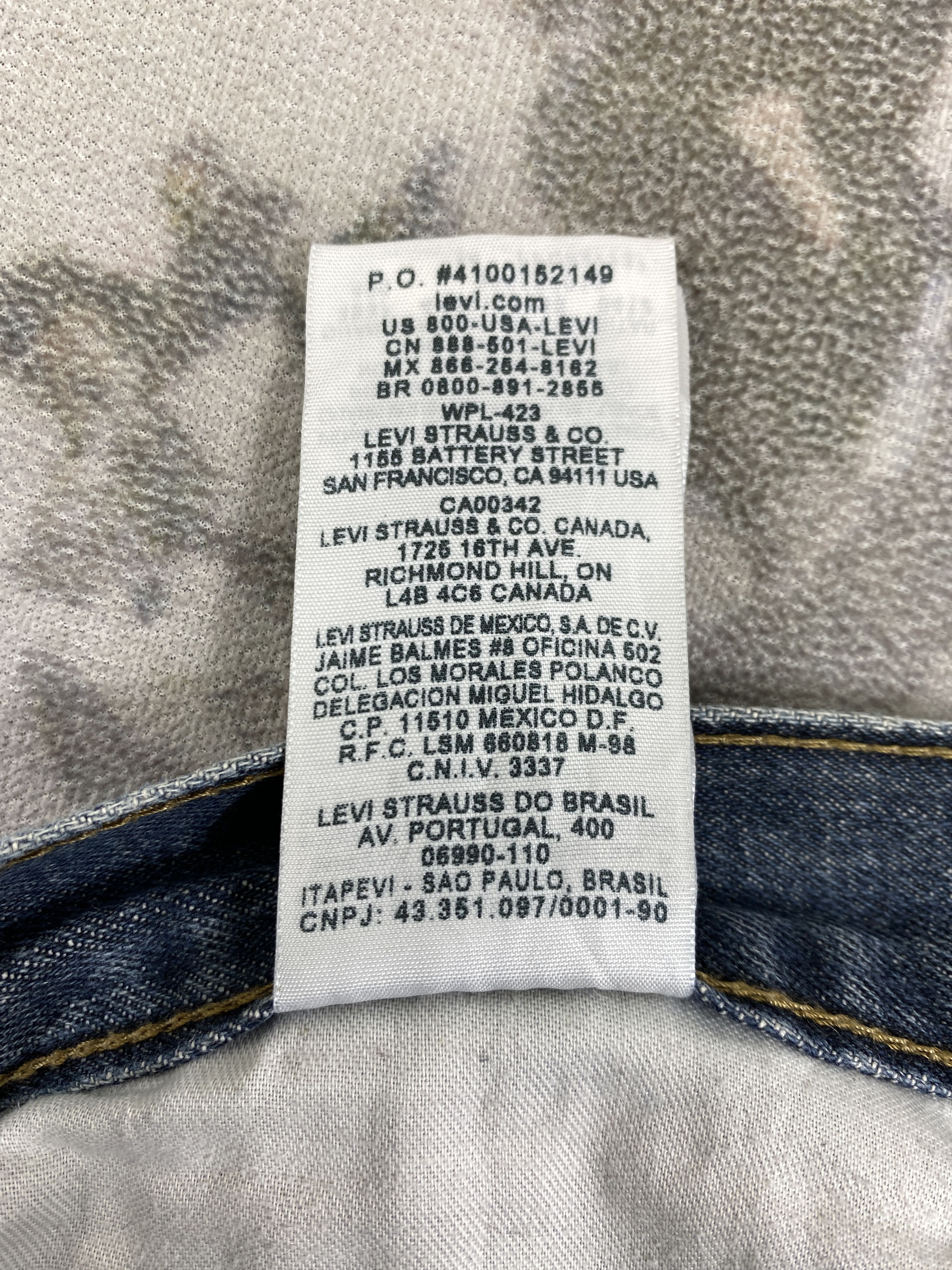 Levi's Distressed Blue Levi's 559 Jeans 37x33 Denim -SJ117 Size US 37 - 11 Thumbnail