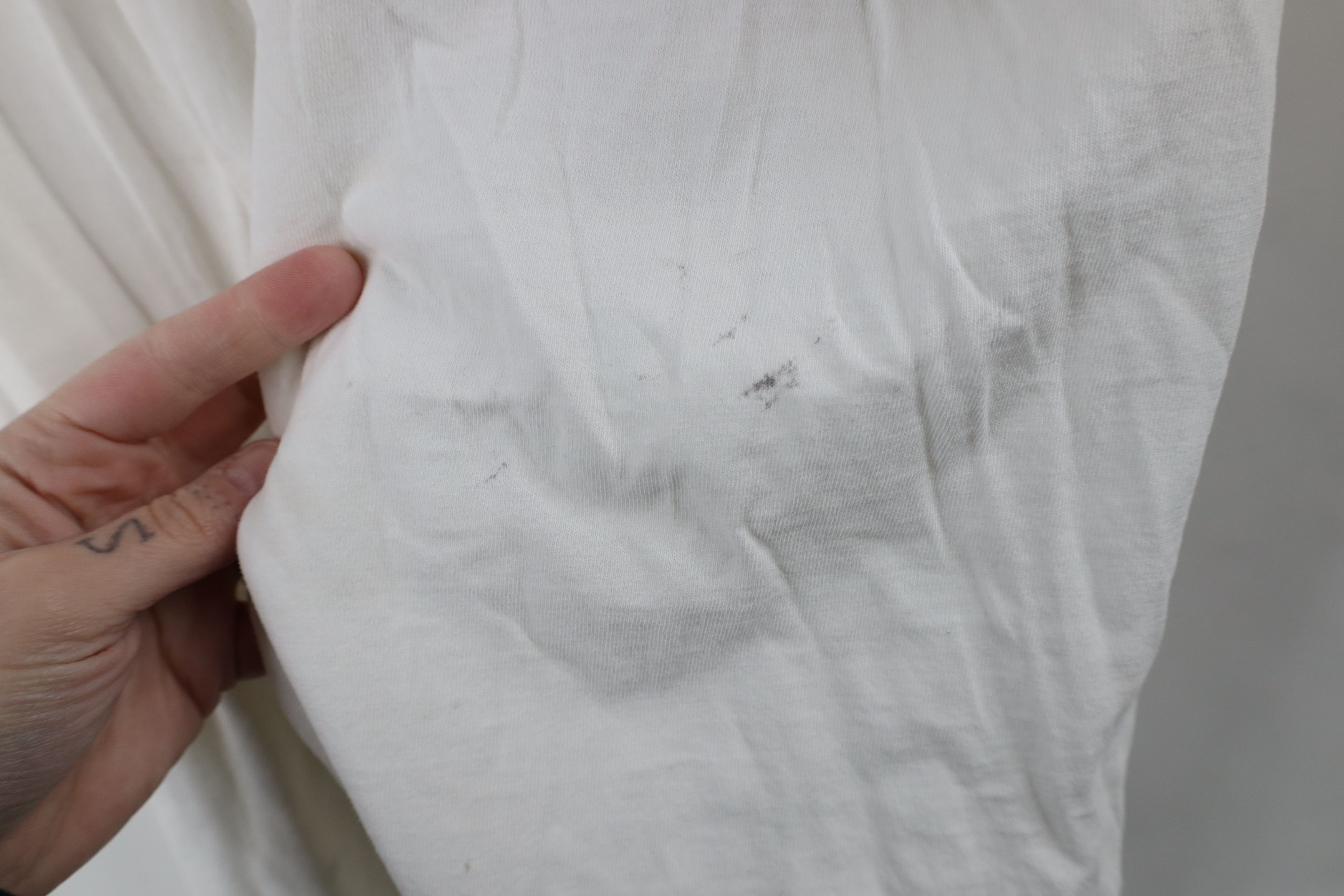 Nike × Vintage Vintage 90s Nike Spell Out Short Sleeve T-Shirt White Size US M / EU 48-50 / 2 - 10 Thumbnail