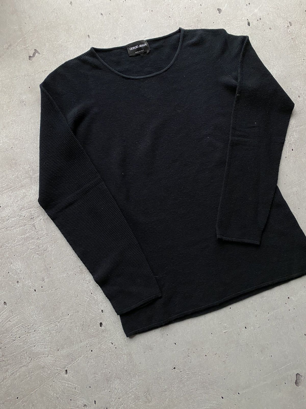 Armani Giorgio Armani Womens V-neck Pullover Sweater Wool Ribbed Size M / US 6-8 / IT 42-44 - 1 Thumbnail