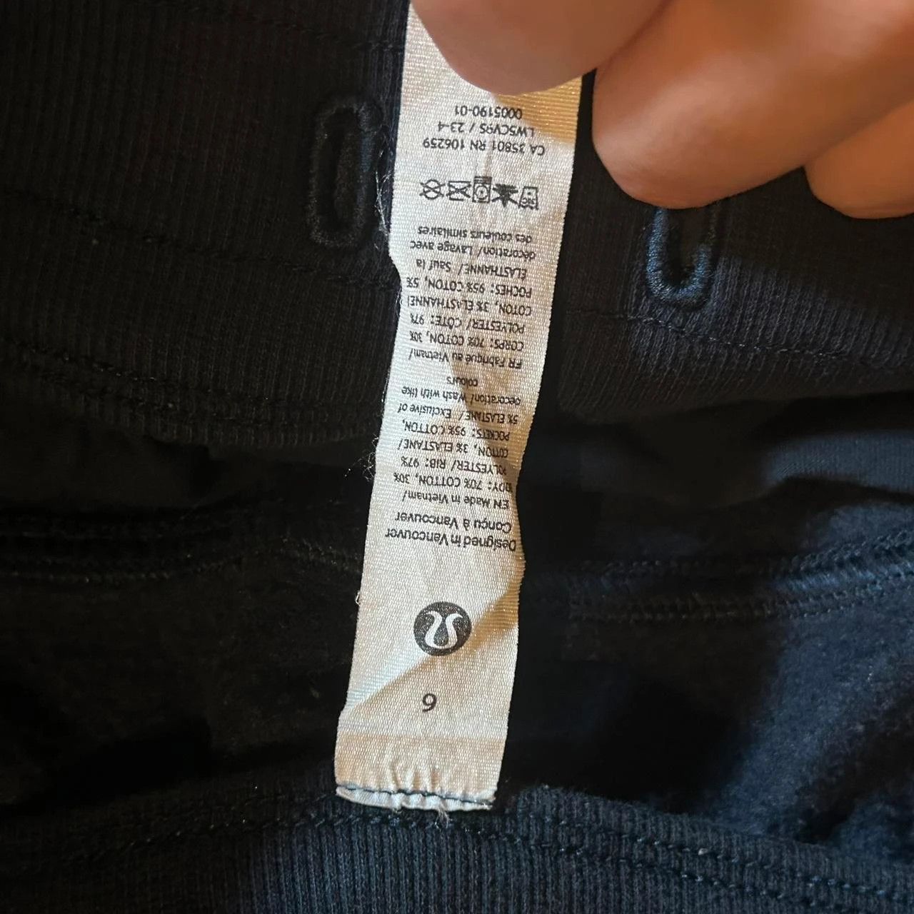 Lululemon Men’s lululemon beach sweat pants Size US 35 - 4 Thumbnail